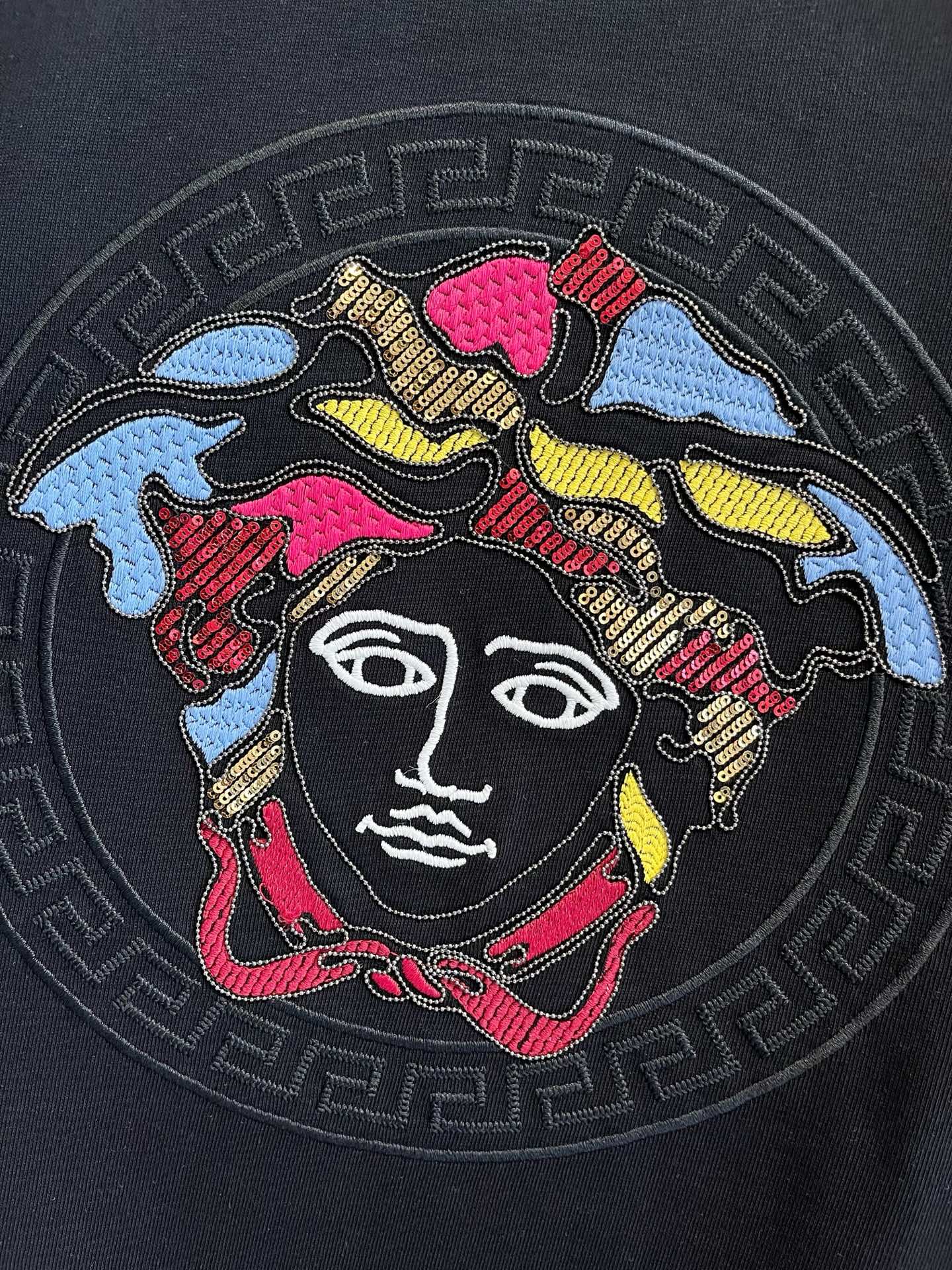 Versace  T恤服装 4