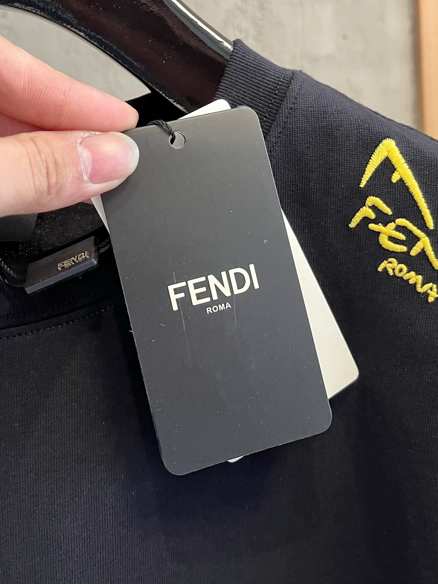 Fendi  T恤服装 5