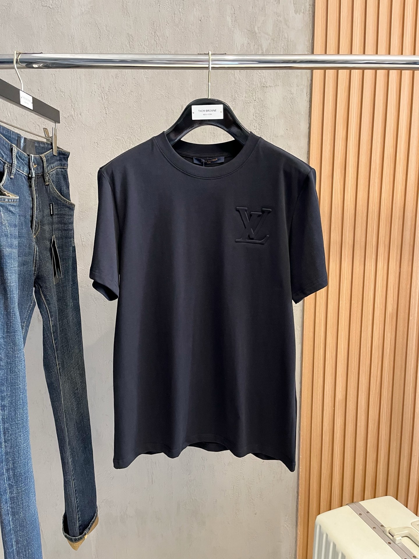 LV25ss春夏新款首发专柜最新款短袖圆领T恤 高端订制 设计...