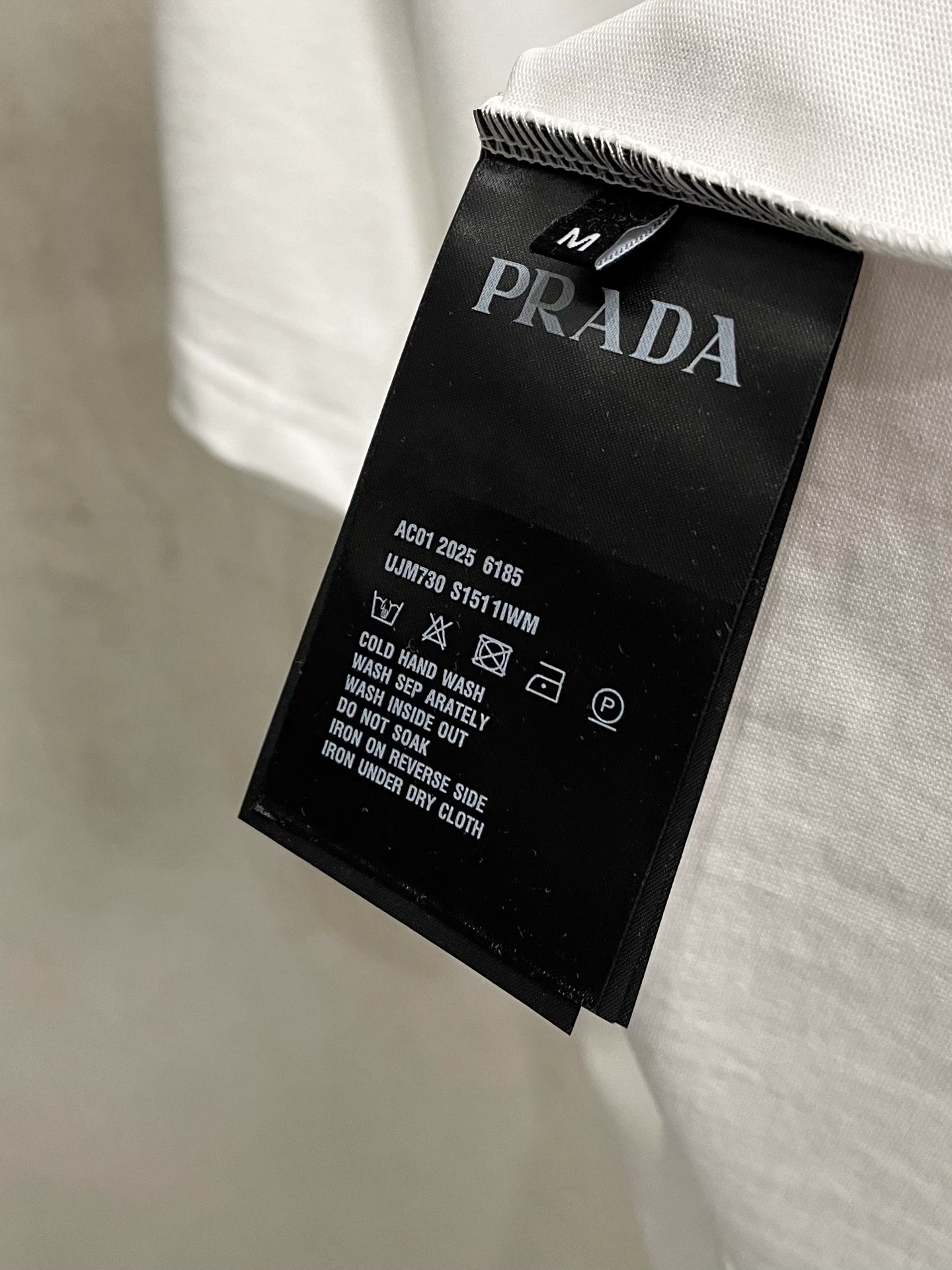 Prada 25SS Spring-Summer New Collection T-Shirt服装 8