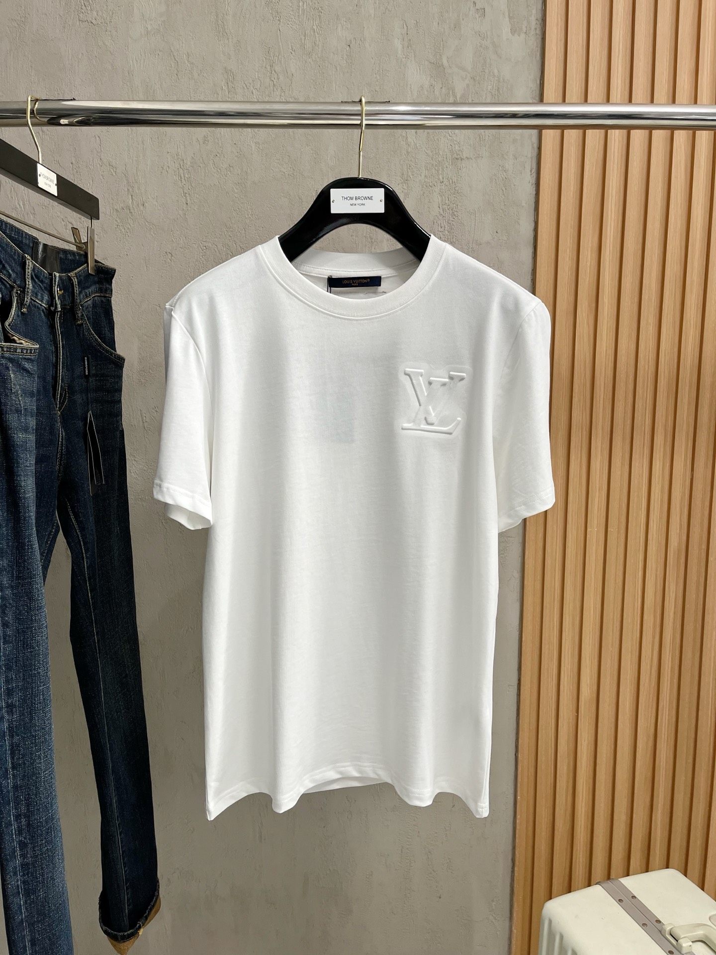 LV25ss春夏新款首发专柜最新款短袖圆领T恤 高端订制 设计...