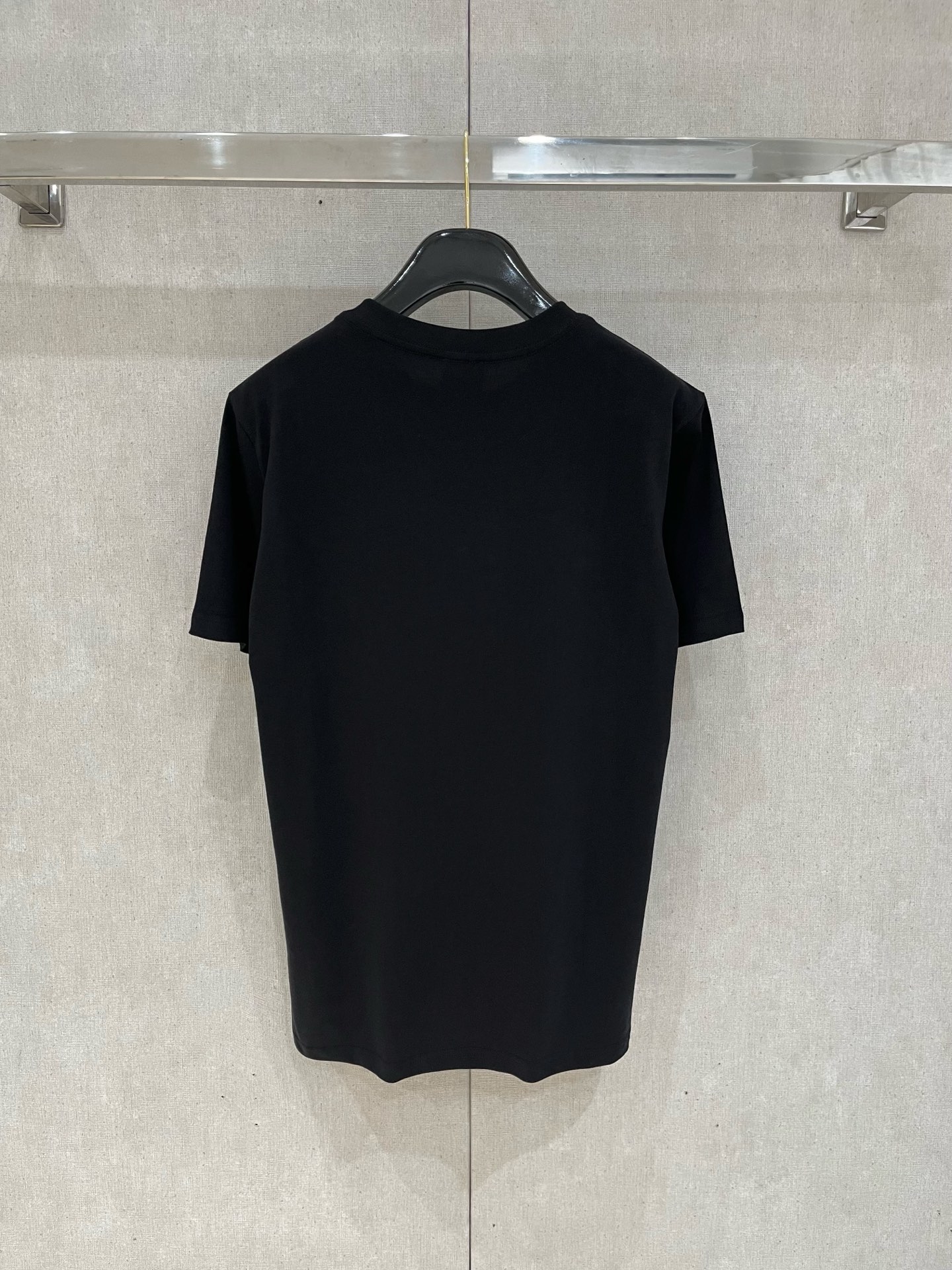 🌾退换# 巴宝*Burberry 春夏新款首发专柜最新款短袖圆领T恤 高端订制 设计前卫时尚！品牌log