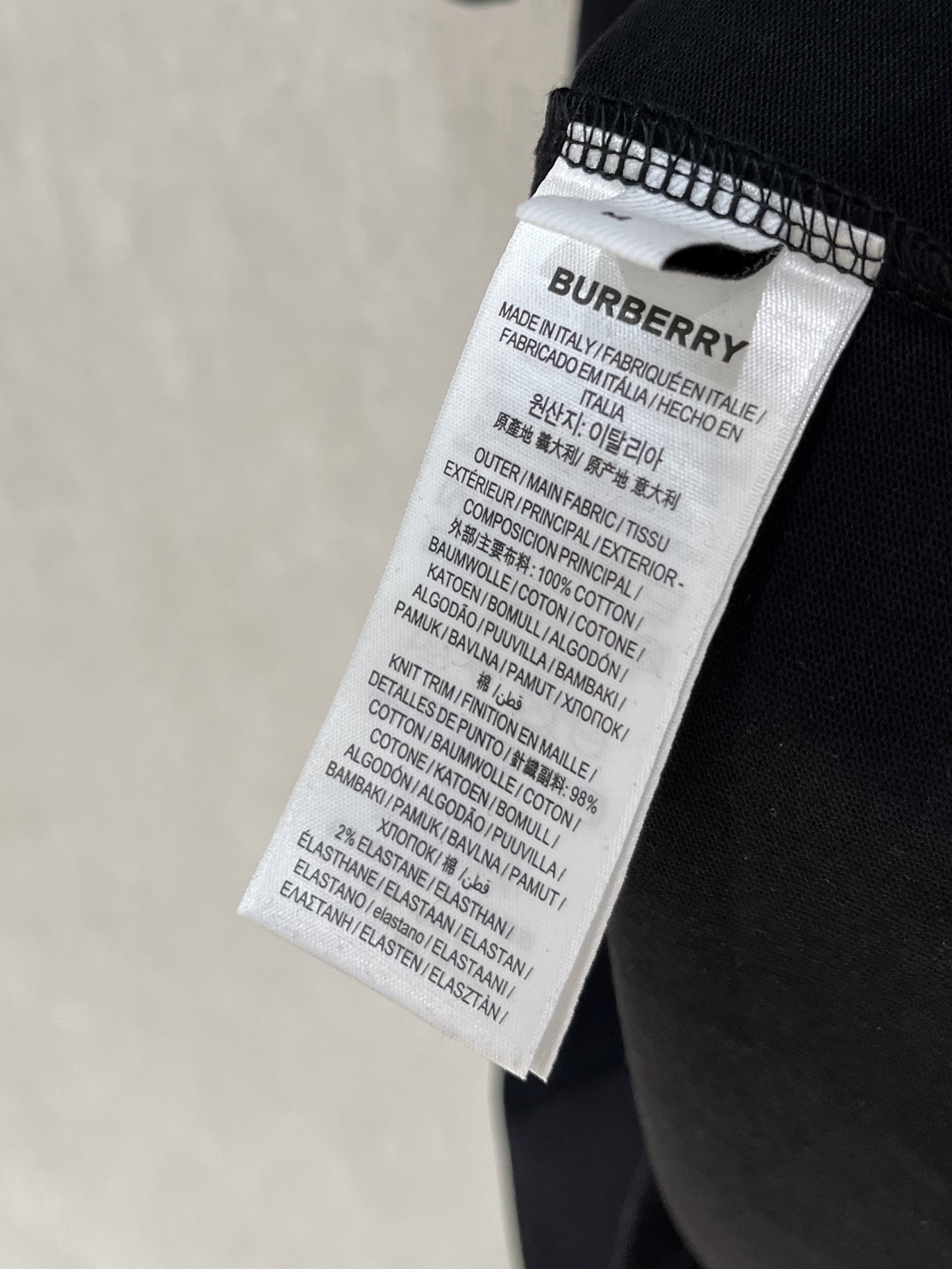 🌾退换# 巴宝*Burberry 春夏新款首发专柜最新款短袖圆领T恤 高端订制 设计前卫时尚！品牌log