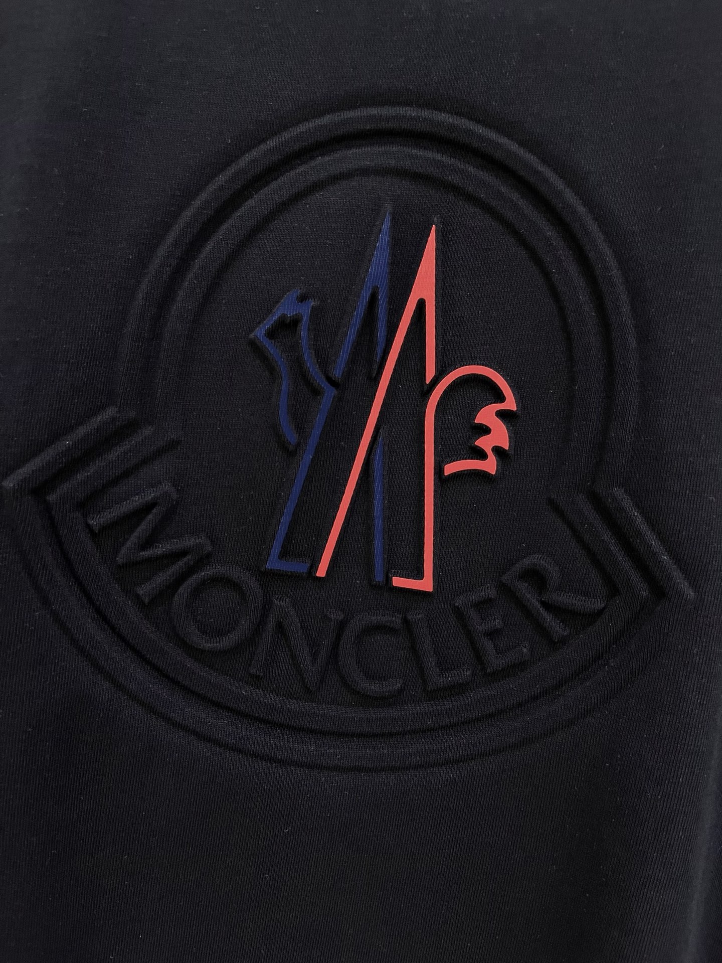  蒙*Moncler 25SS春夏新款首发专柜最新款短袖圆领T恤 高端订制 设计前卫时尚！品牌logo重