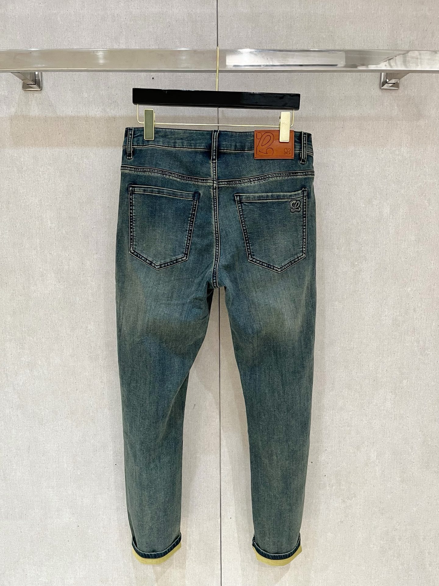 Lowe＊ 2025春夏新款牛仔裤
码数29-40 