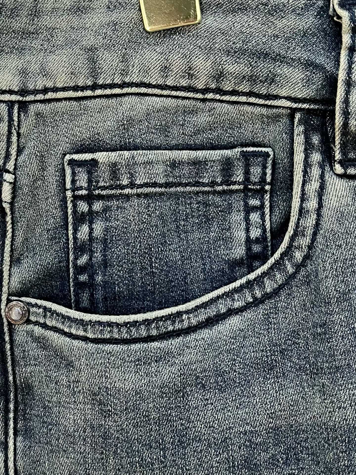  Givenc＊ 2025春夏新款牛仔裤
码数29-40 