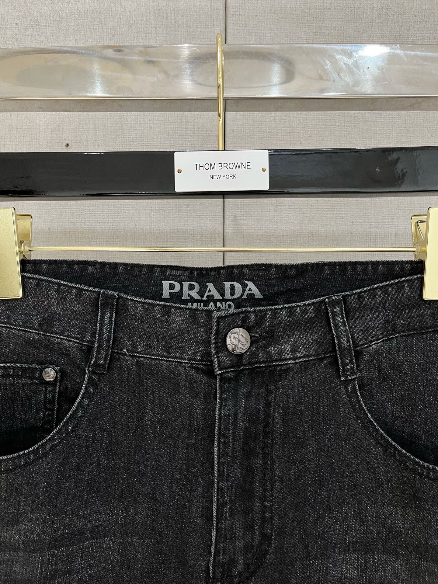 Prad＊ 2025春夏新款牛仔裤
码数29-40 