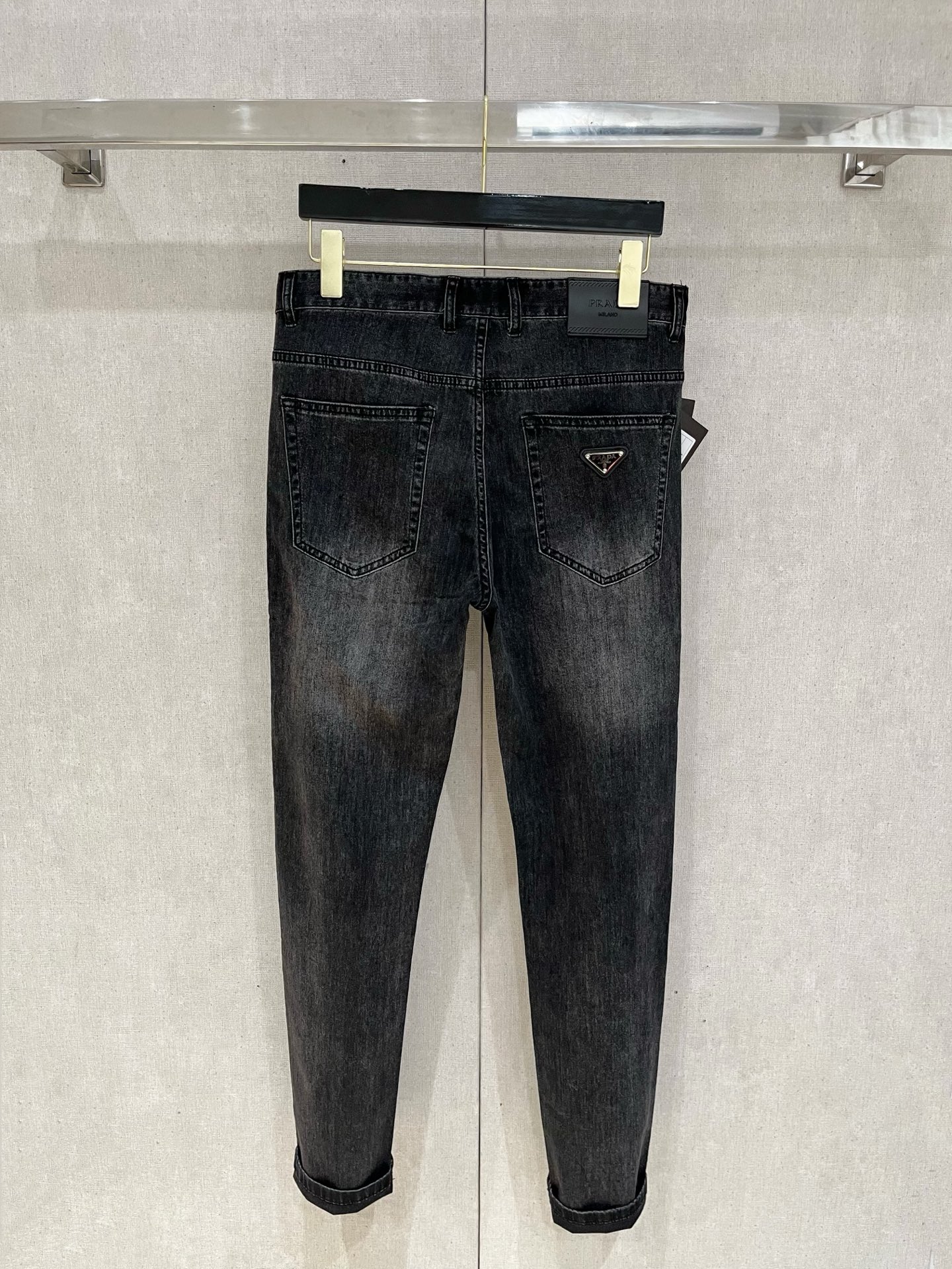 Prad＊ 2025春夏新款牛仔裤
码数29-40 