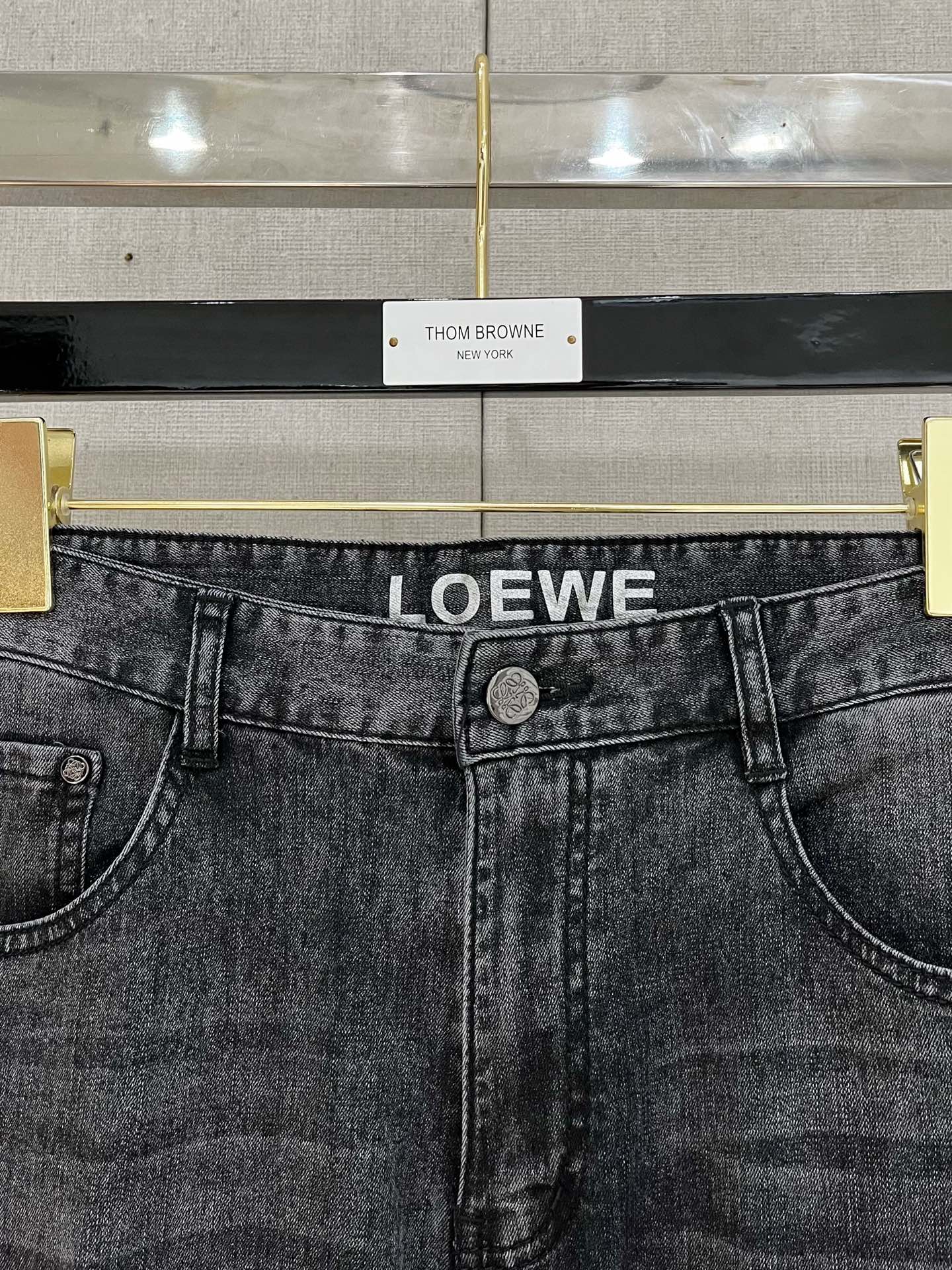 Lowe＊ 2025春夏新款牛仔裤
码数29-40 