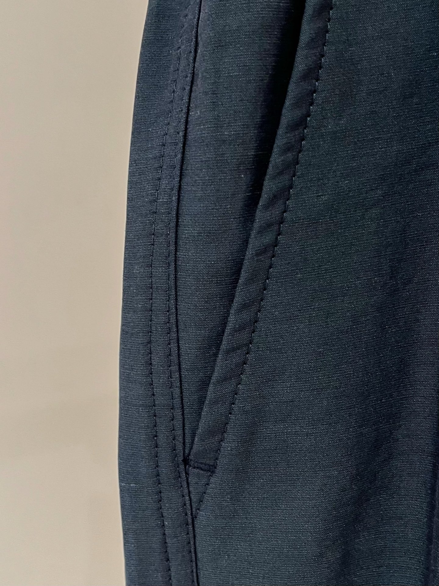 “Men’s Leisure Shorts: Comfortable, Stylish, and Ideal for Outdoor Exercise in Various Sizes” - 图片 4