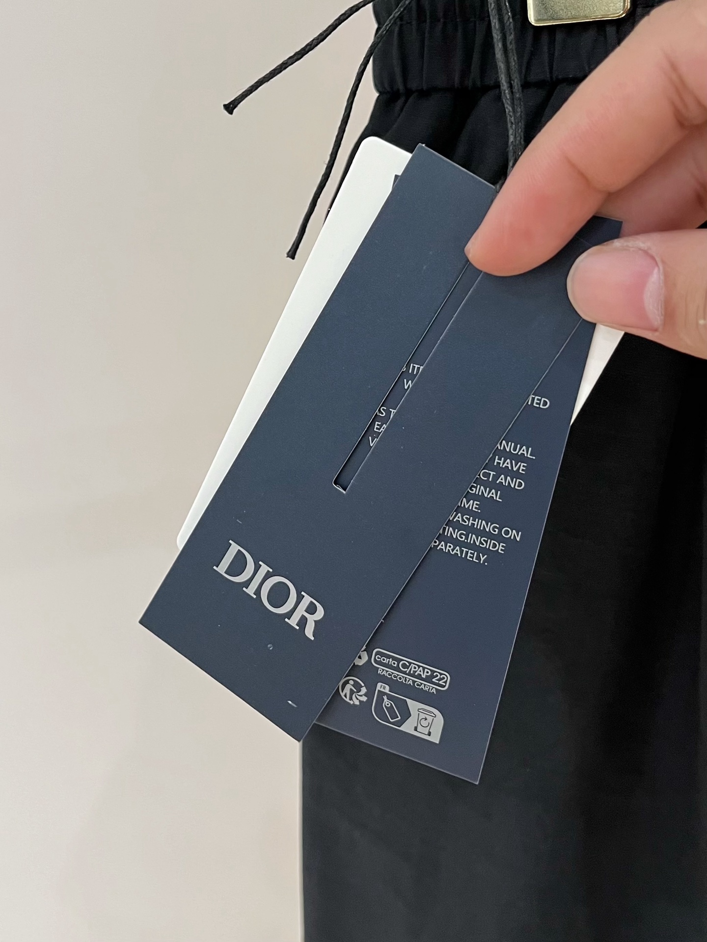 “Men’s Leisure Shorts: Top-of-the-Art Tweezers for Fashion and Comfort in Outdoor Activities” - 图片 6