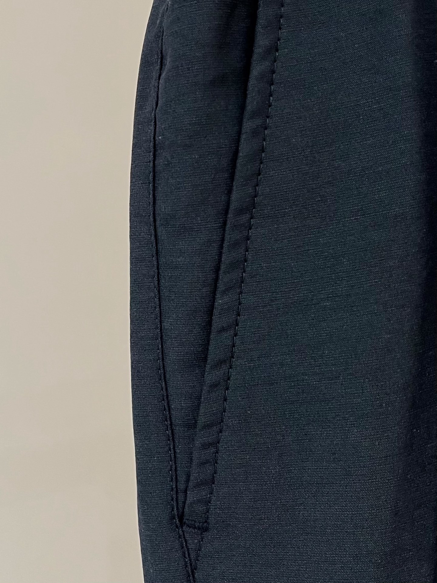 “Top-of-the-Art Tweezers: Comfortable and Stylish Leisure Pants for Outdoor Exercise” - 图片 5