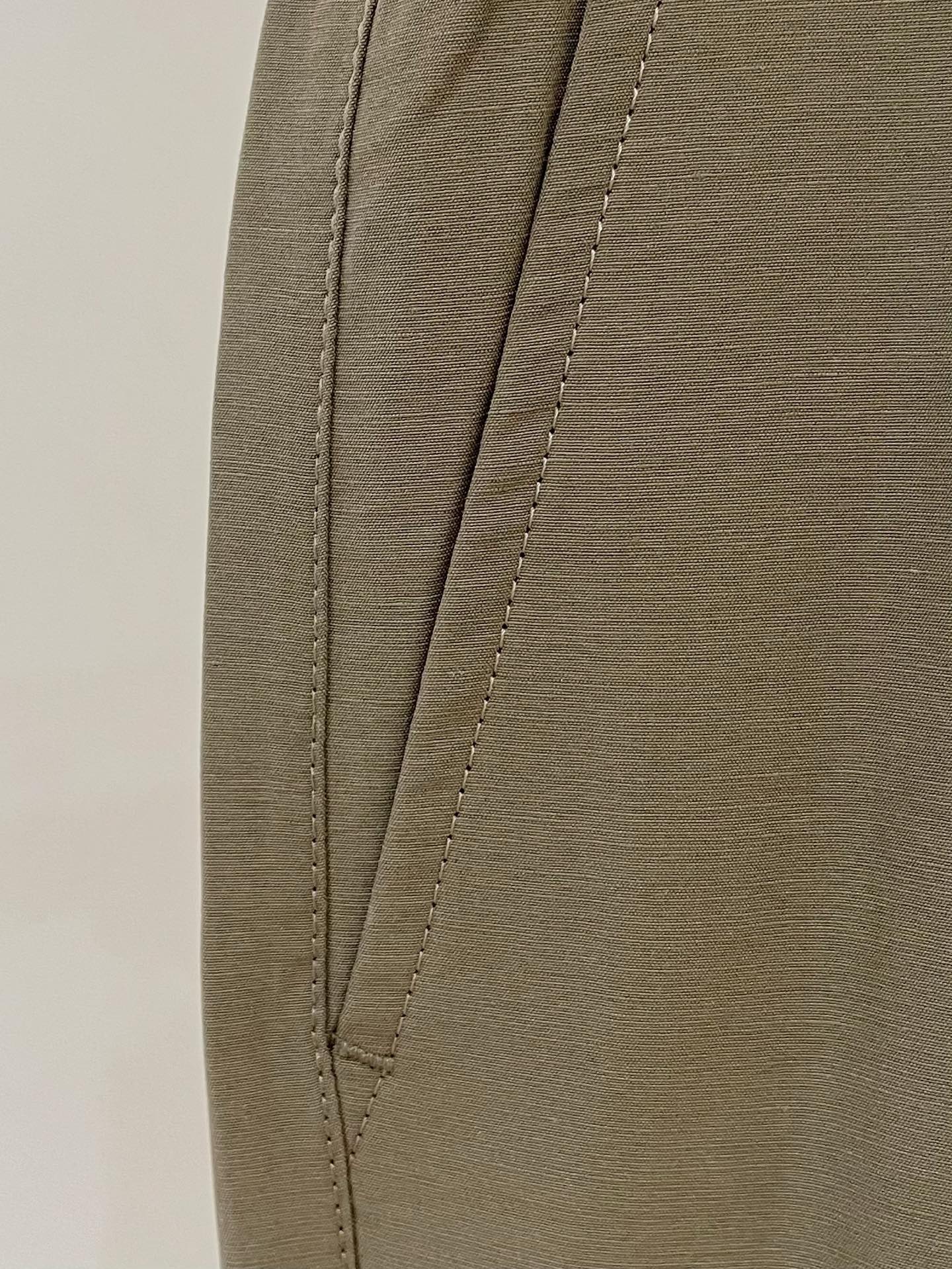 “Men’s Leisure Pants with Top-of-the-Art Tweezers: Fashionable and Comfortable for Outdoor Activities” - 图片 5