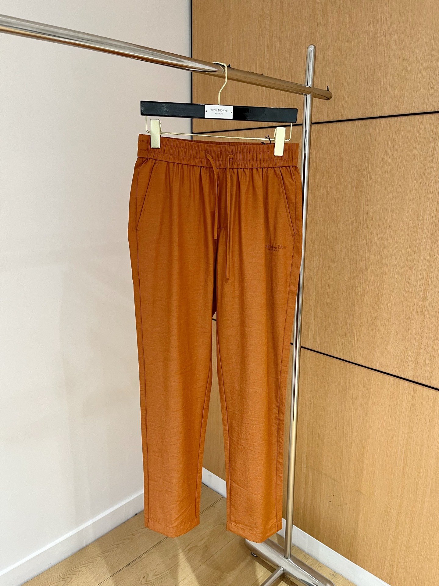 “Diro Men’s Leisure Pants: Top-of-the-Art Tweezers for Fashionable Outdoor Exercise | Comfortable, Fast Sweat Absorption” - 图片 2
