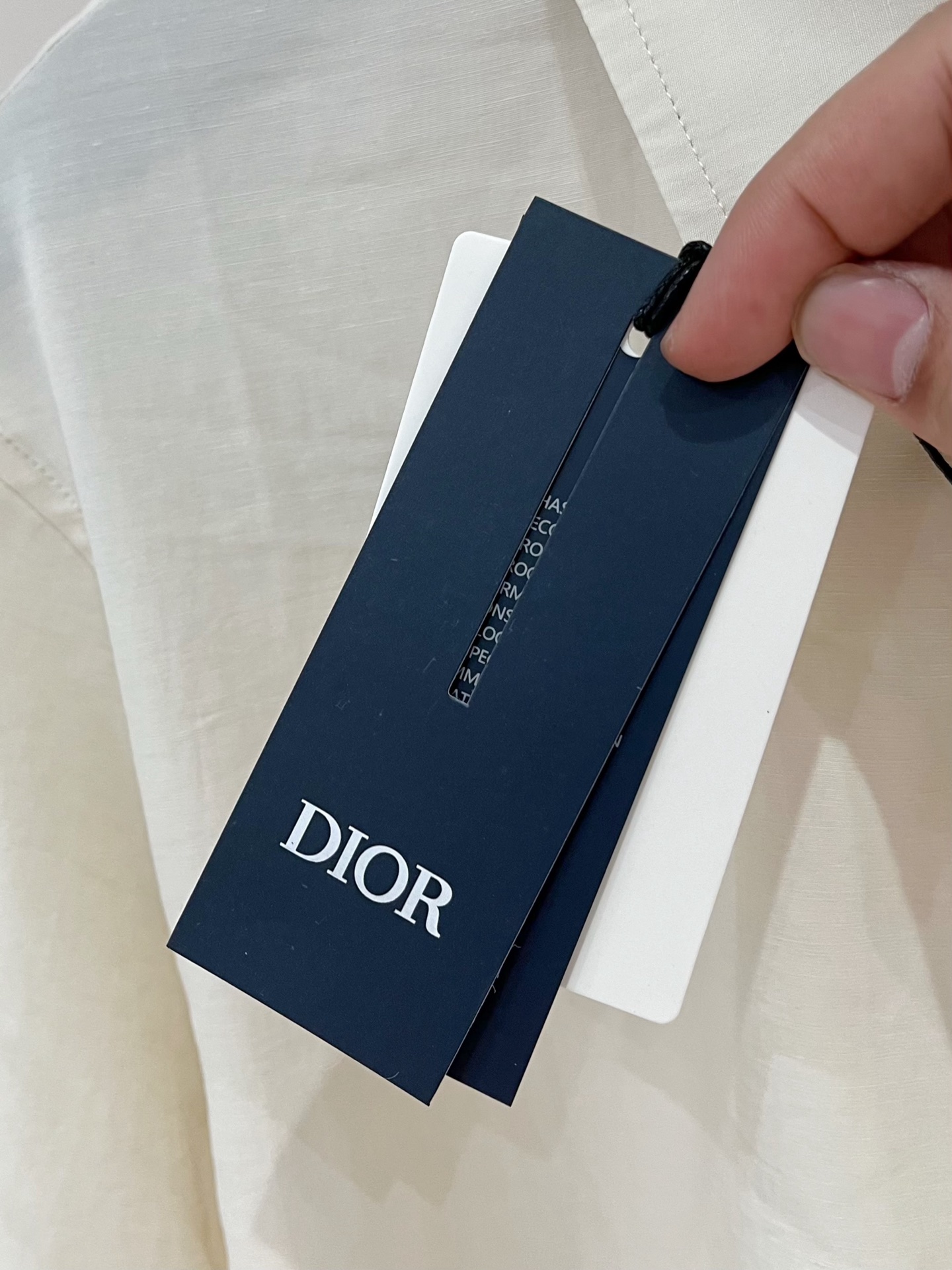“Diro Men’s Fine Leisure Shirt: Top-Level Fabric, Fashionable and Comfortable for Outdoor Exercise, M-3XL Sizes” - 图片 5