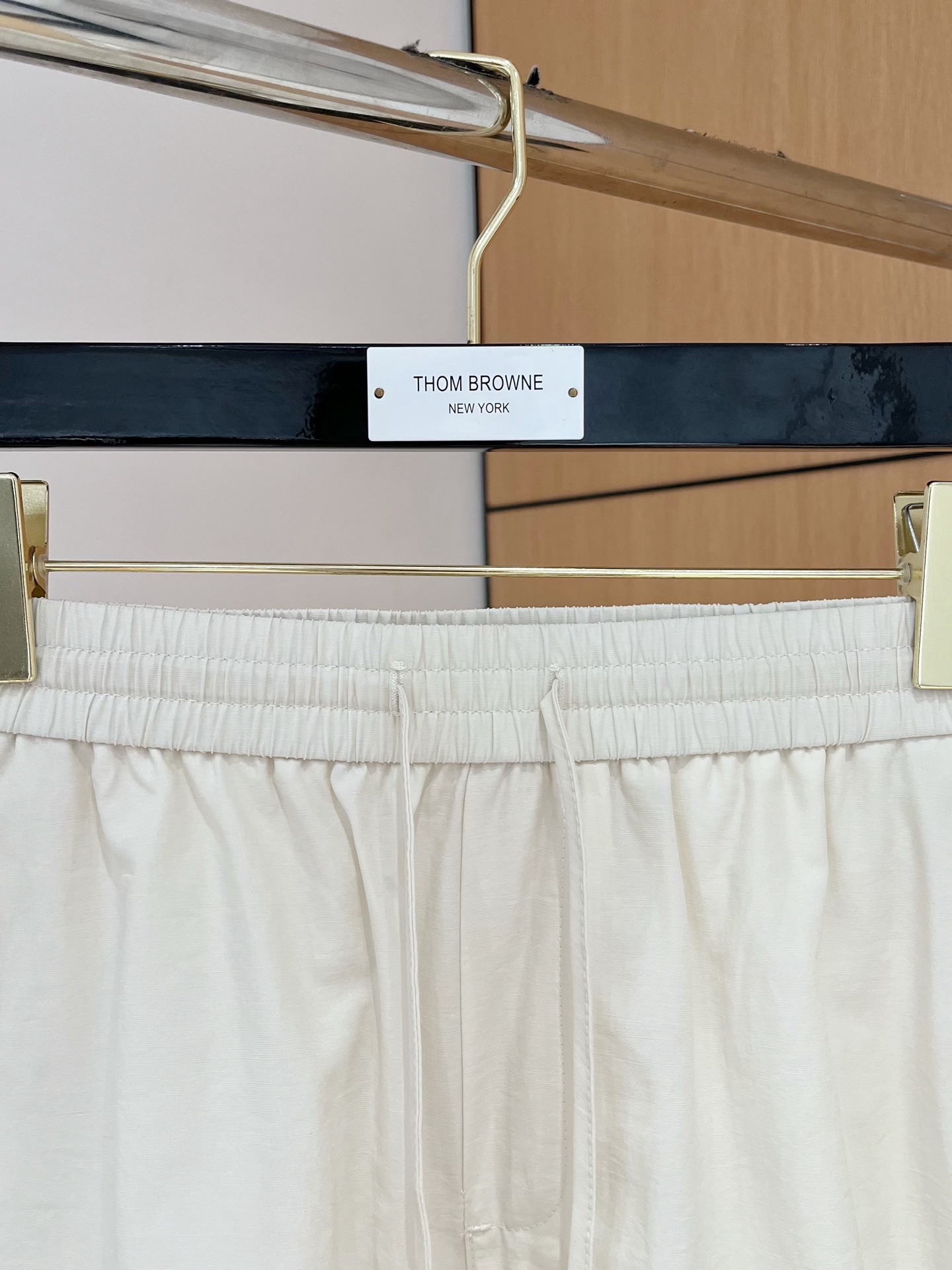“Men’s Leisure Shorts: Comfortable, Fast-Sweating, Fashionable for Aerobics and Outdoor Activities, Size M-3XL” - 图片 2