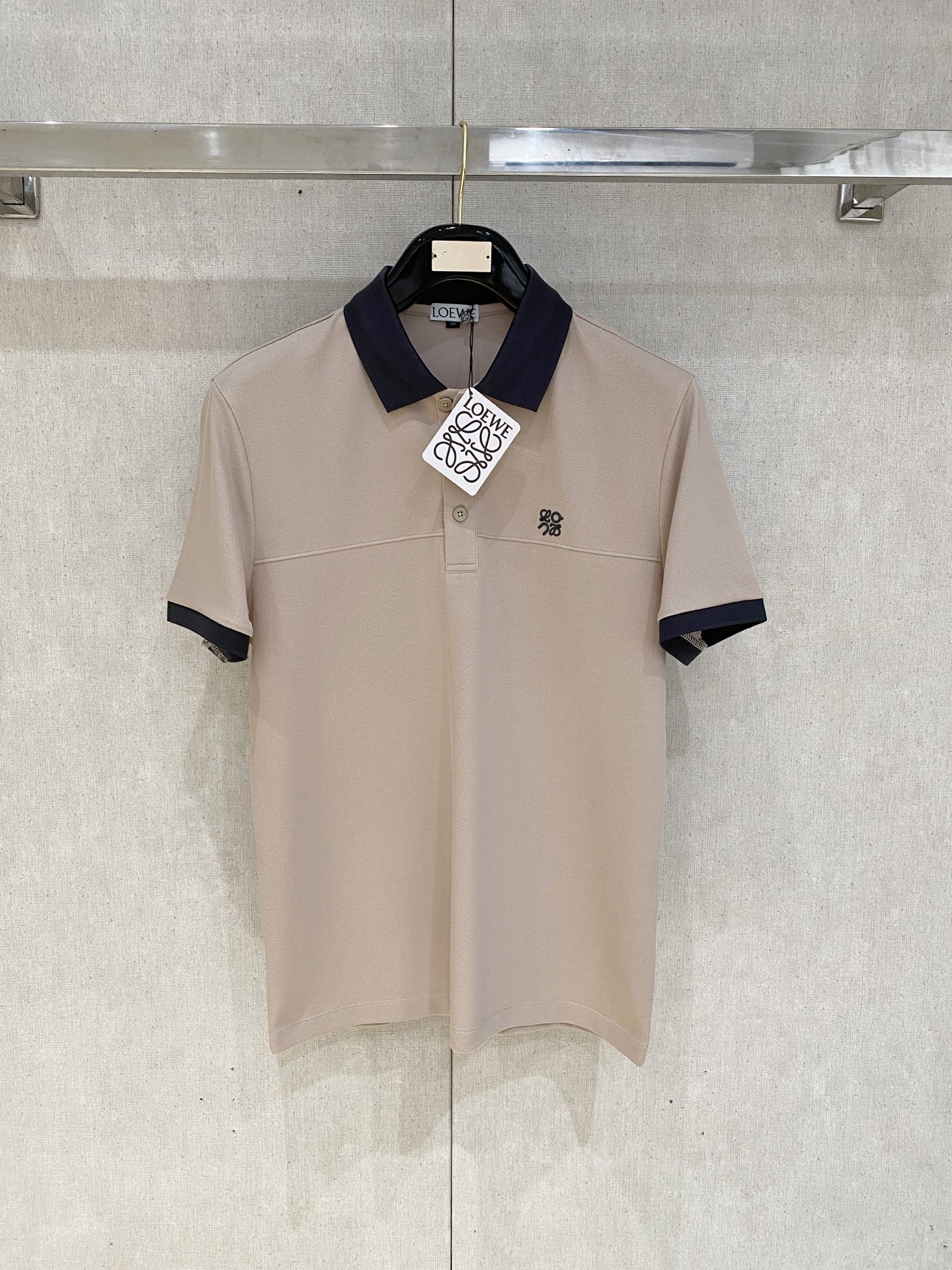 NO:148515,Lowe*2025 summer new polo short-sleeved hexagonal bead floor cotton, breathable and sweat-resistant, skin-friendly and comfortable. Number of sizes M-3XL, T-shirt, alexander wang19860909Lowe*2025夏季新款polo短袖 六角珠地棉 透气排汗 亲肤舒适 码数M-3XL,,T-shirt,alexander wang,Men's clothing