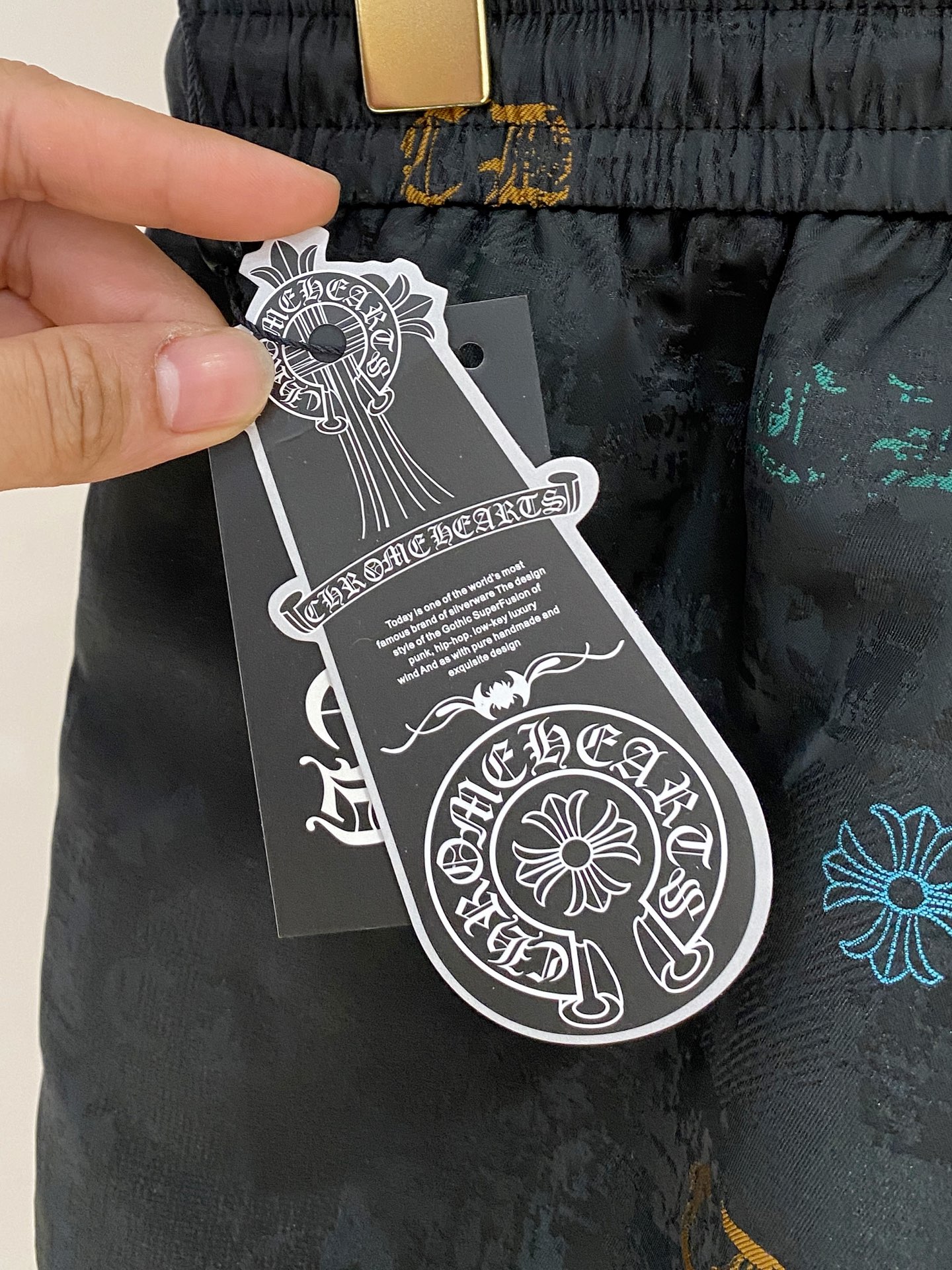 “Crocson High-Class Rectangular Shorts: Fashionable & Comfortable Outdoor Exercise Wear in Multiple Sizes” - 图片 5