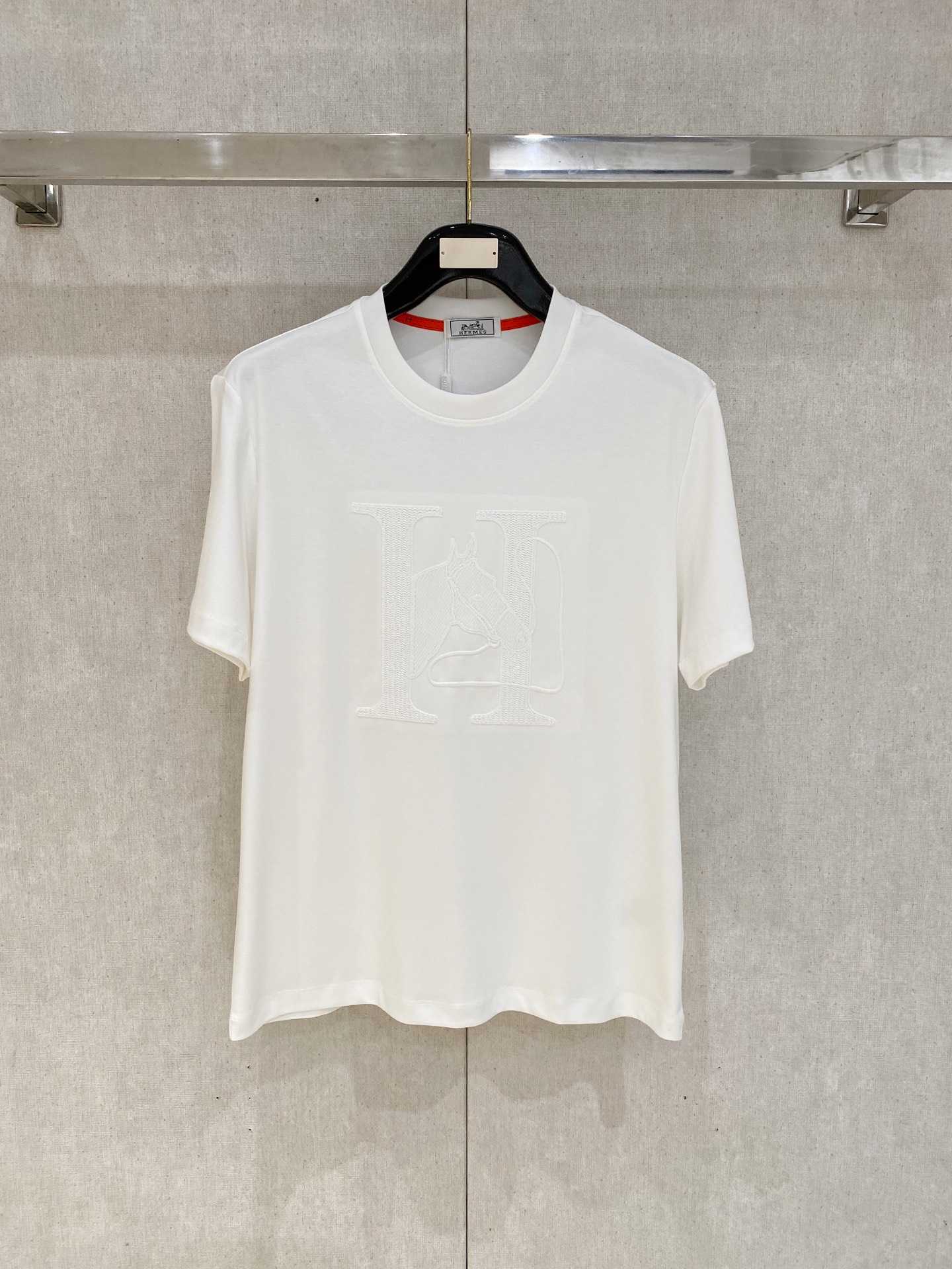 NO:146832,Herma* new summer liquid ammonia cotton short sleeve size M-3XL, hermes, T-shirt, alexander wang19860909Herma*夏季新款液氨棉短袖 码数M-3XL,,hermes,T-shirt,alexander wang,Men's clothing