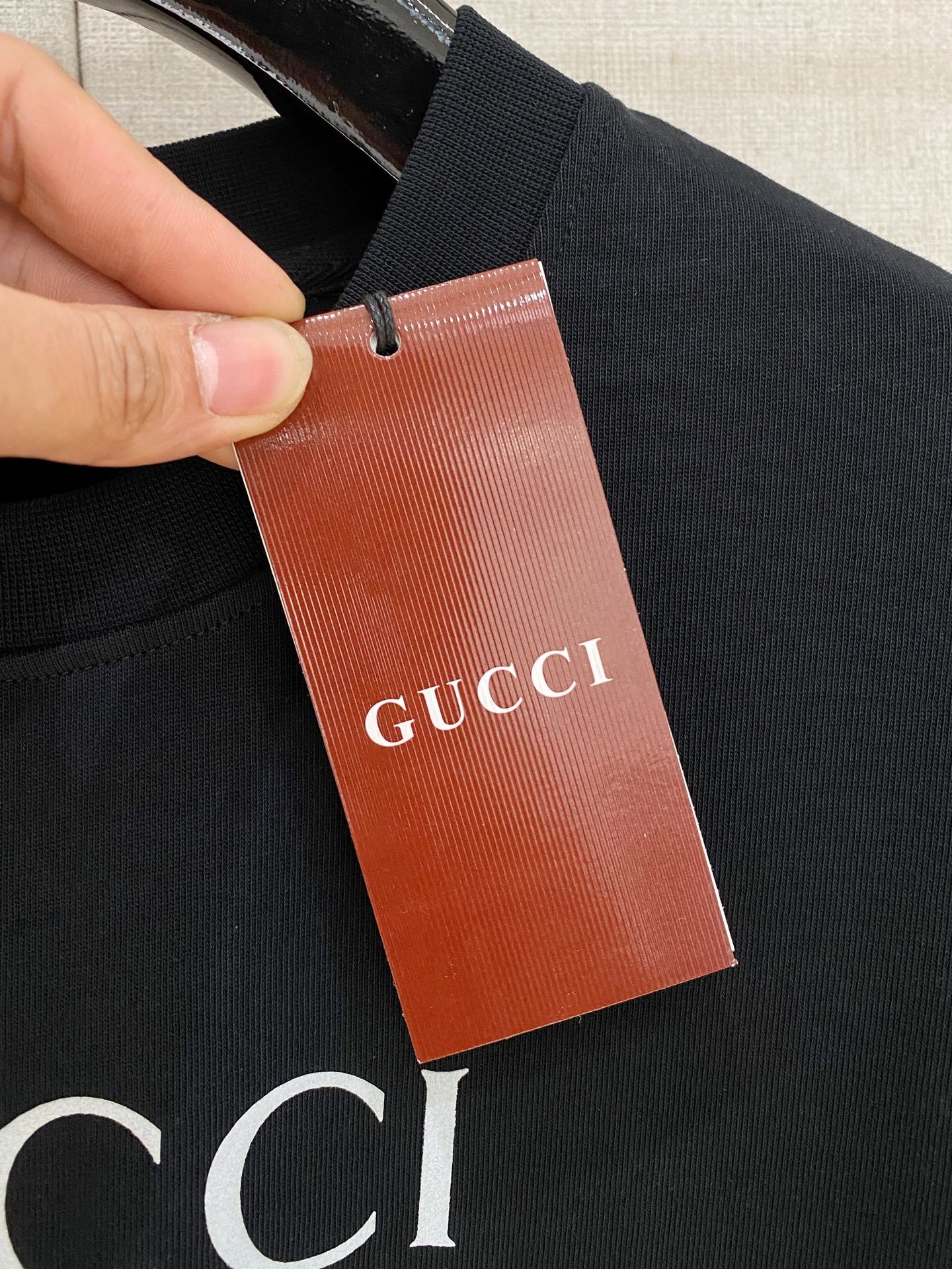 GUCCI 古奇 ⚠️ 大爆款
2025春夏新款首发专柜最新款短袖圆领T恤 高端订制 设计前卫时尚!品