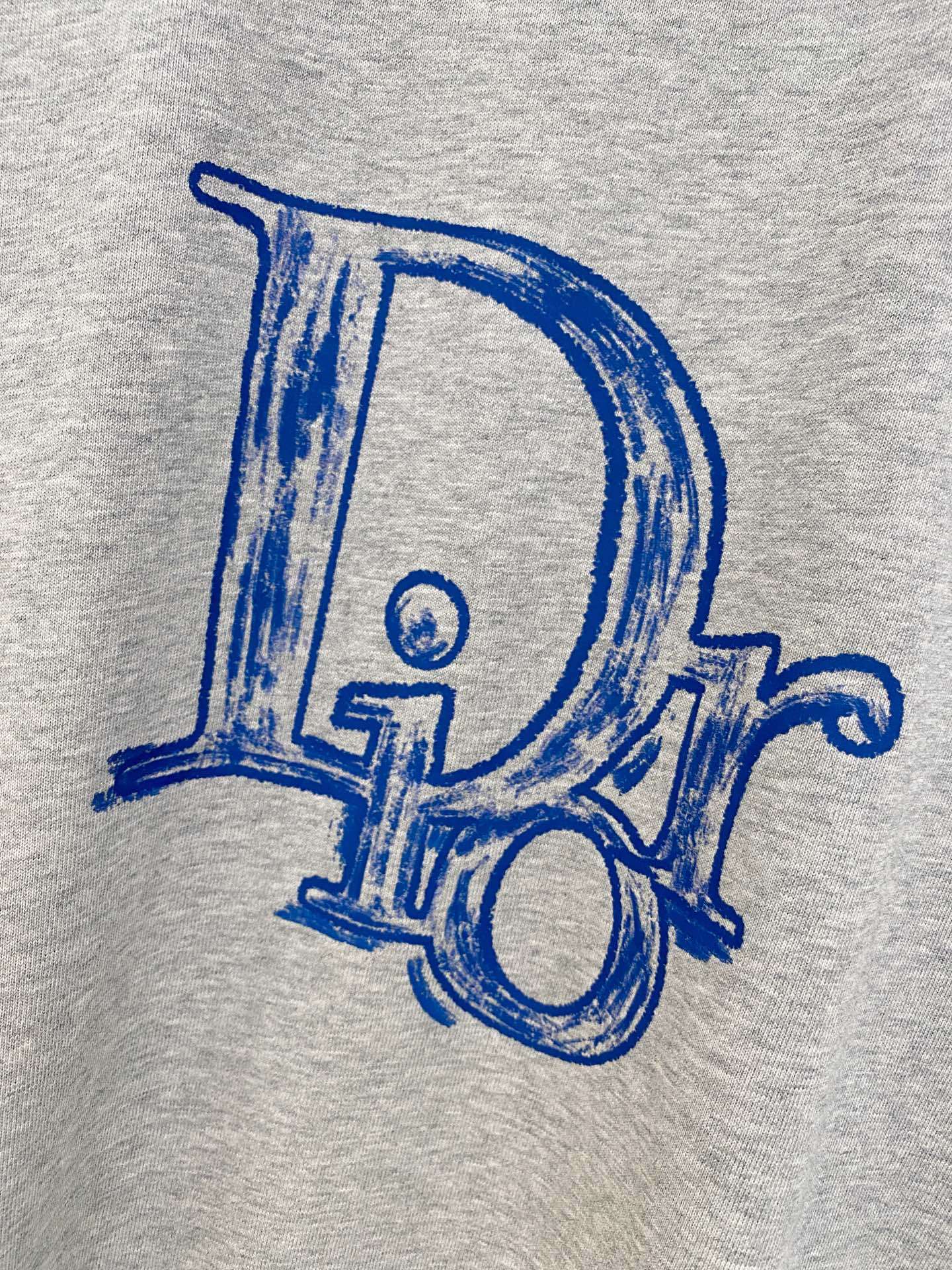 Dior Homme 迪奥·桀傲
2025春夏新款首发专柜最新款短袖圆领T恤 高端订制 设计前卫时尚