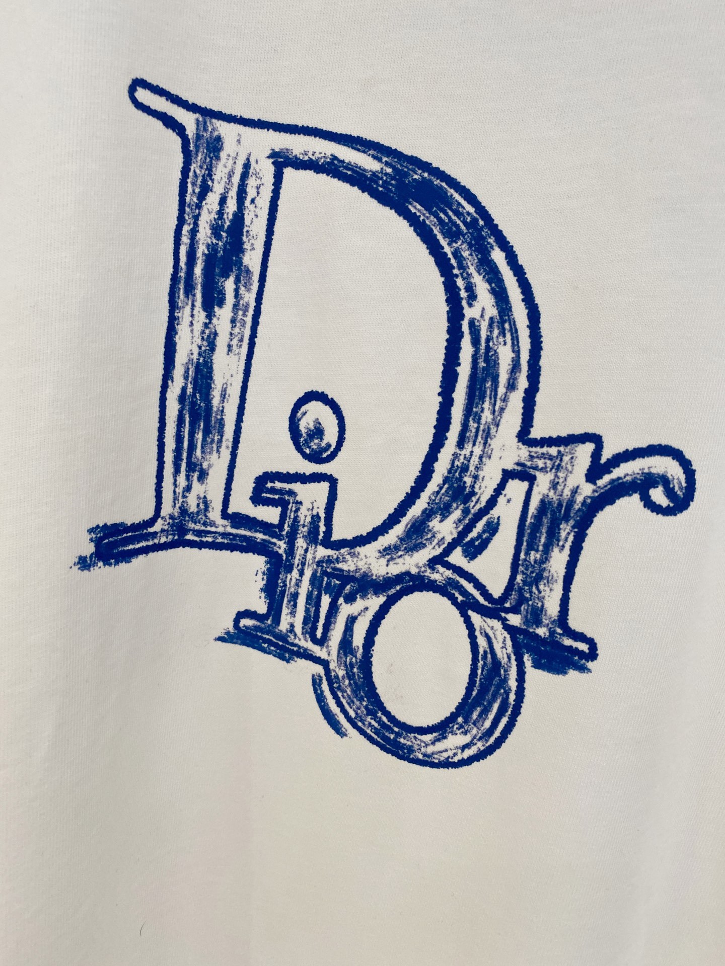 Dior Homme 迪奥·桀傲
2025春夏新款首发专柜最新款短袖圆领T恤 高端订制 设计前卫时尚
