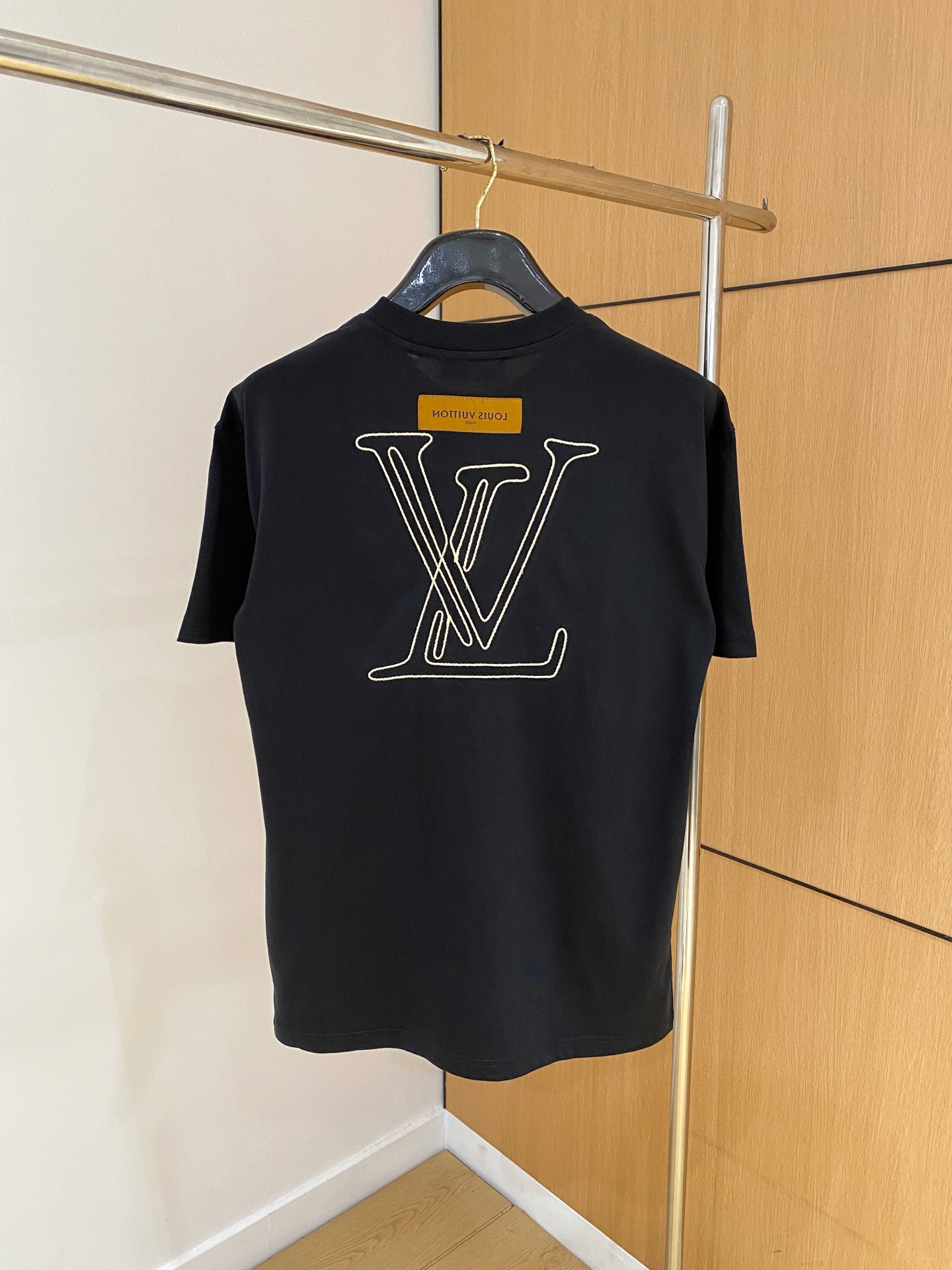 。上新lv 25 SS 新疆长绒棉 上身舒适亲肤 纯棉质感 经典百搭 黑白 码数S-XXL