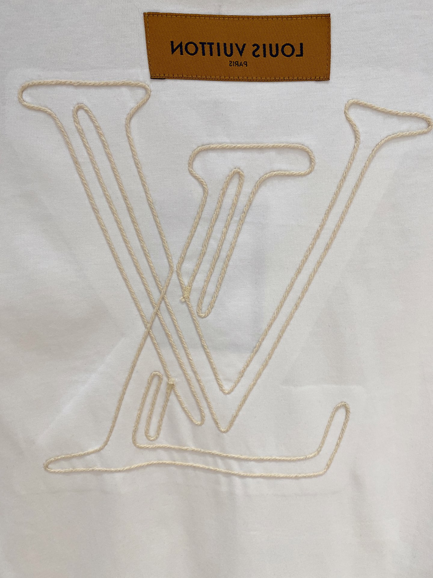 。上新lv 25 SS 新疆长绒棉 上身舒适亲肤 纯棉质感 经典百搭 黑白 码数S-XXL