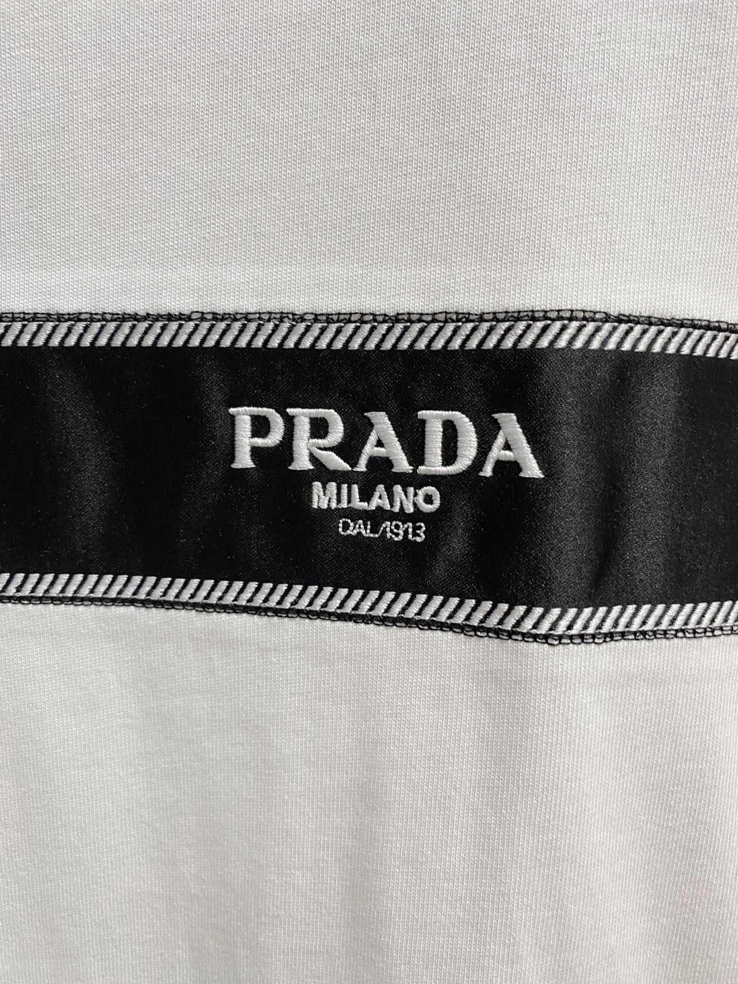 Prada  T恤服装,prada 4