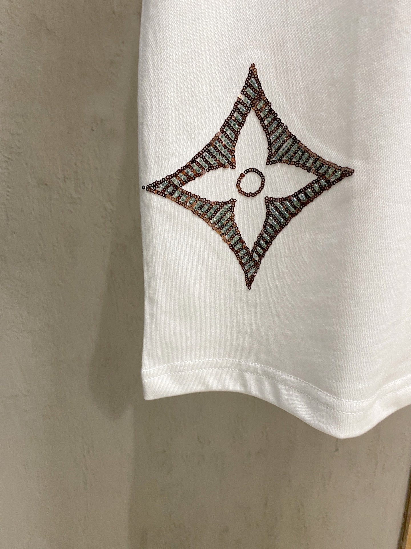 Louis Vuitton 25ss春夏新款 短袖圆领T恤服装,lv 7