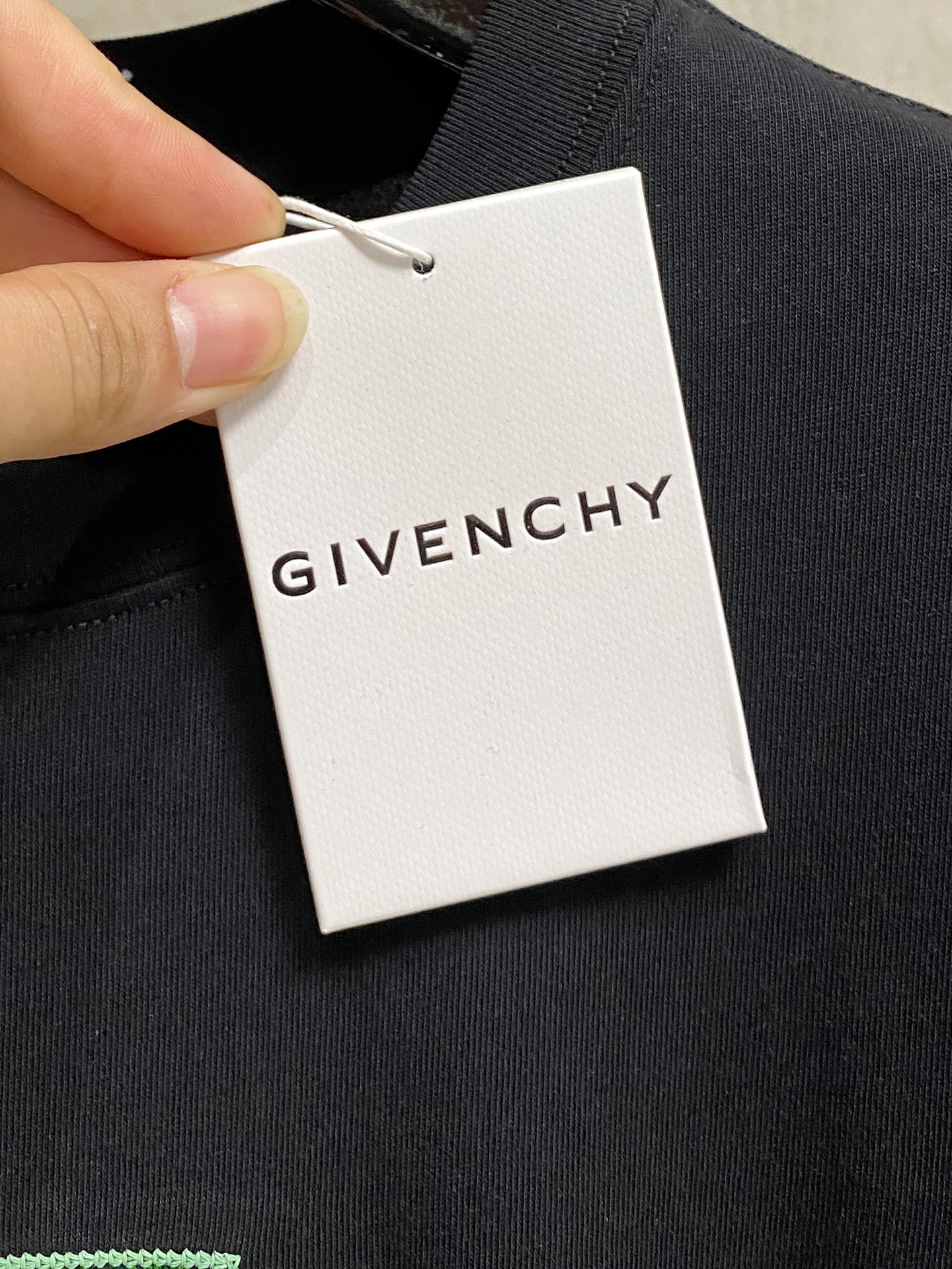Givenchy Men's Logo Print Crew Neck Short Sleeve T-Shirt - Premium Cotton 6 i1746950189125 6769 0 4