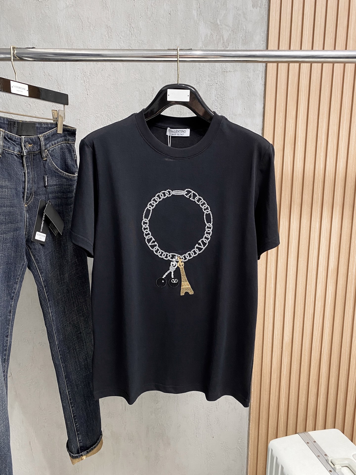 华伦天*valentino 25ss春夏新款首发专柜最新款短袖圆领T恤 手...