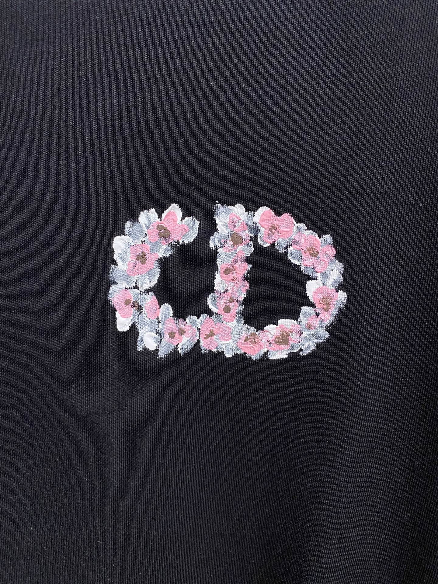 Dior  T恤服装,dior 4