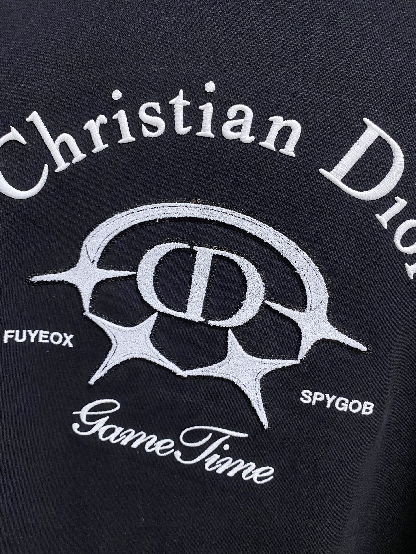 Dior  T恤服装,dior 4