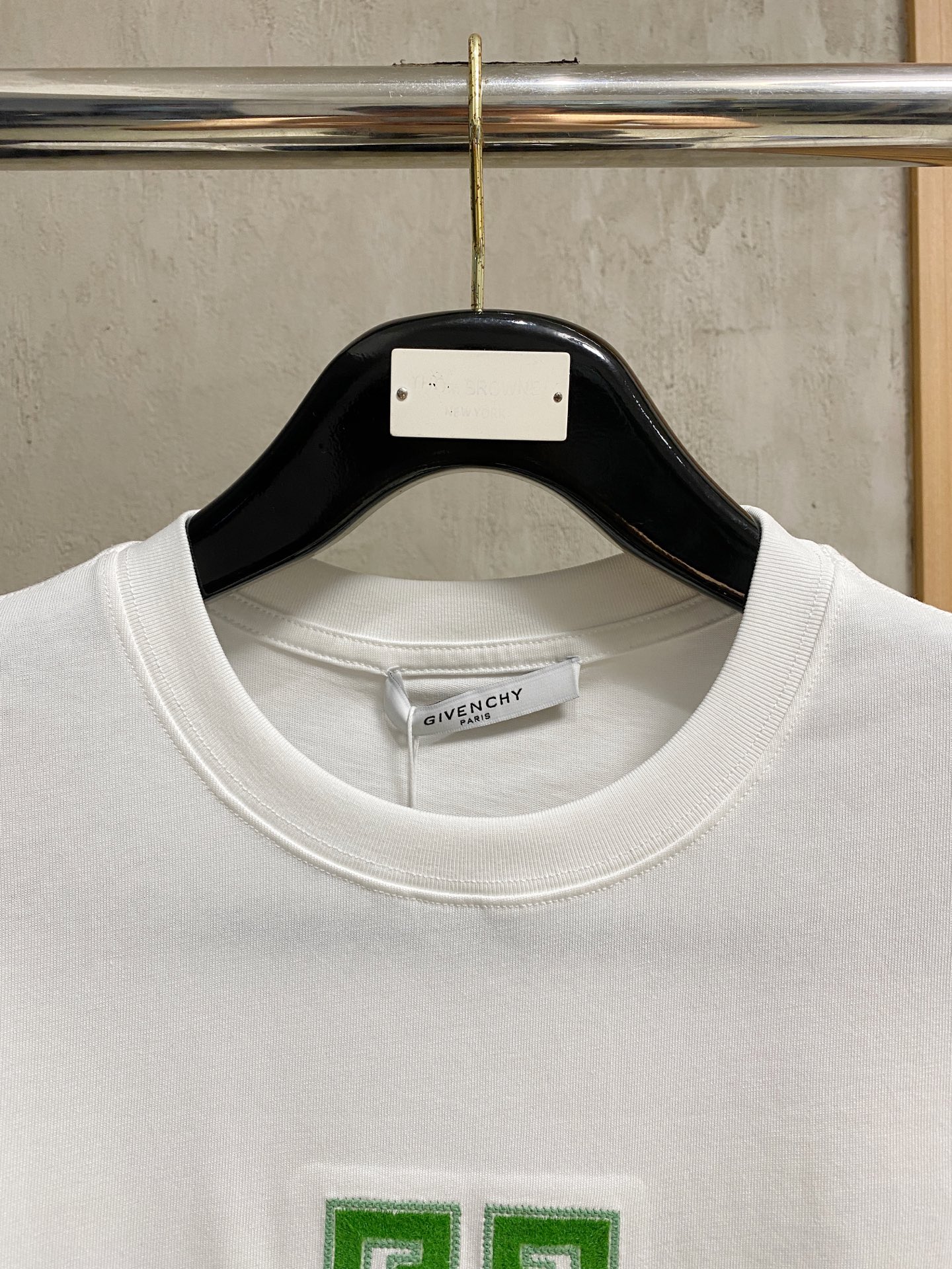 Givenchy Men's Logo Print Crew Neck Short Sleeve T-Shirt - Modern Fit 3 i1746950323569 4281 0 1