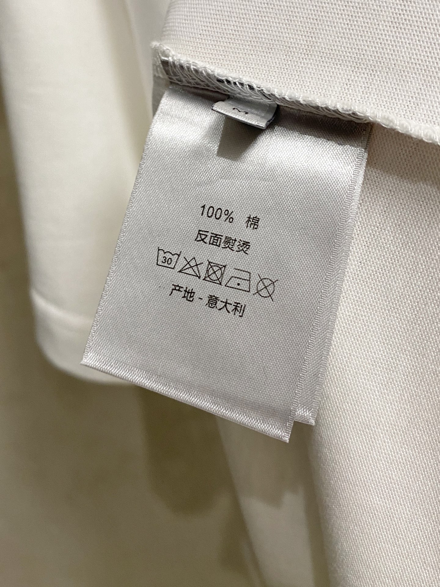 Dior  T恤服装,dior 8