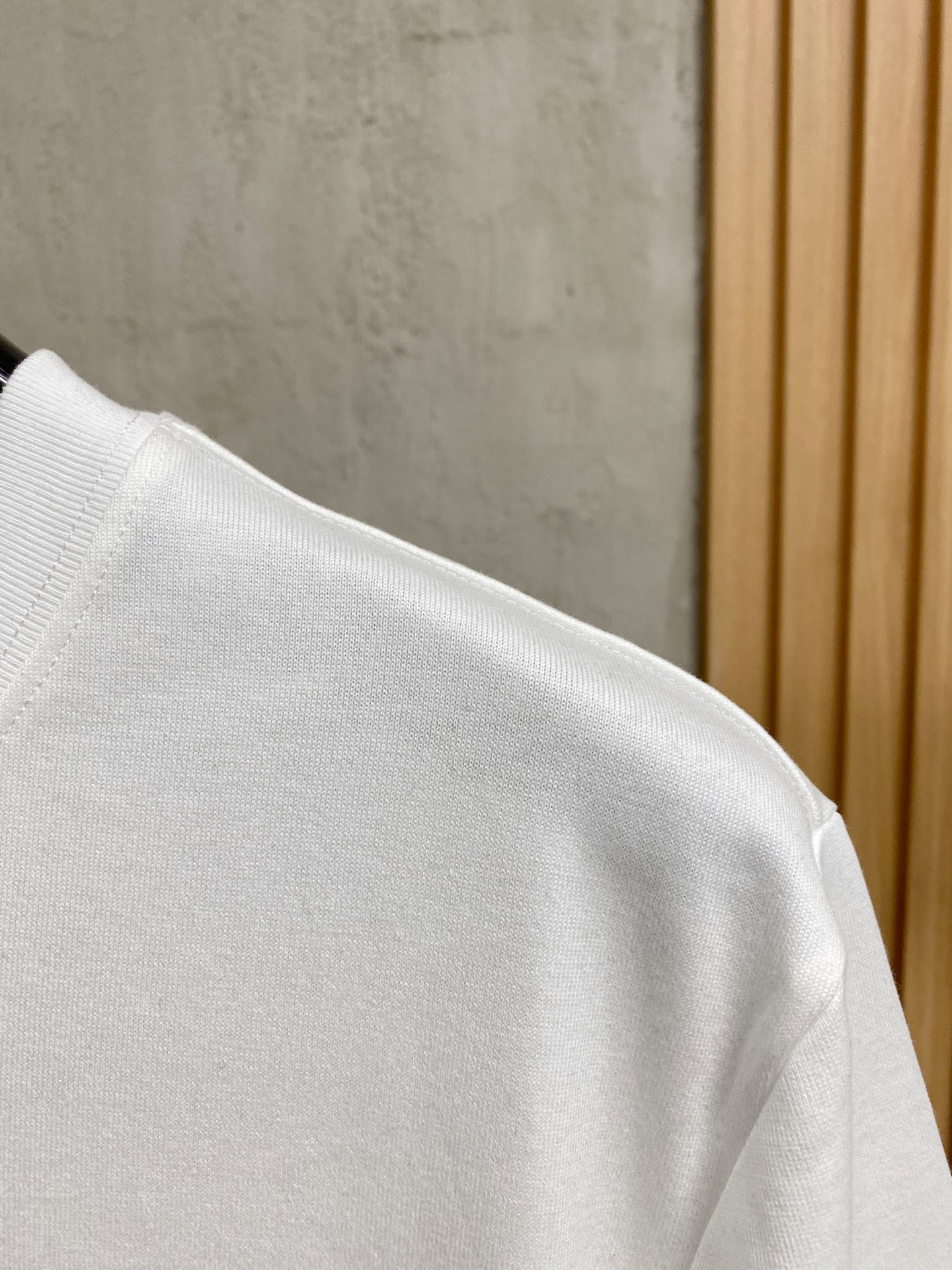 Givenchy Unisex Short Sleeve T-Shirt - Classic & Fashionable, Exclusive Design 4 i1746950648004 1193 0 2