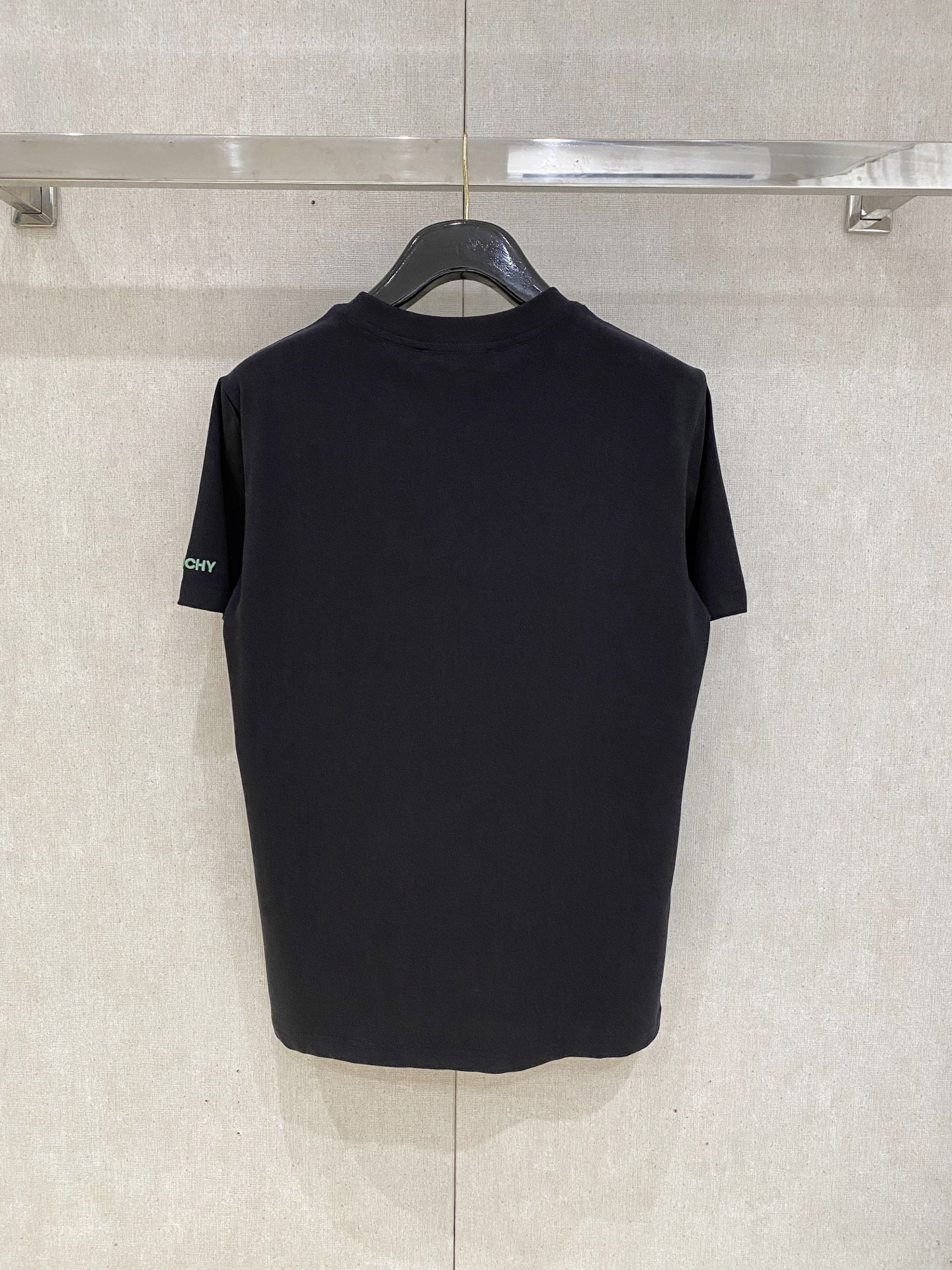 Givenchy 25SS T-Shirt: Hand-Painted Logo, Premium Cotton, Comfortable Fit 10 i1747059299934 8671 0 8