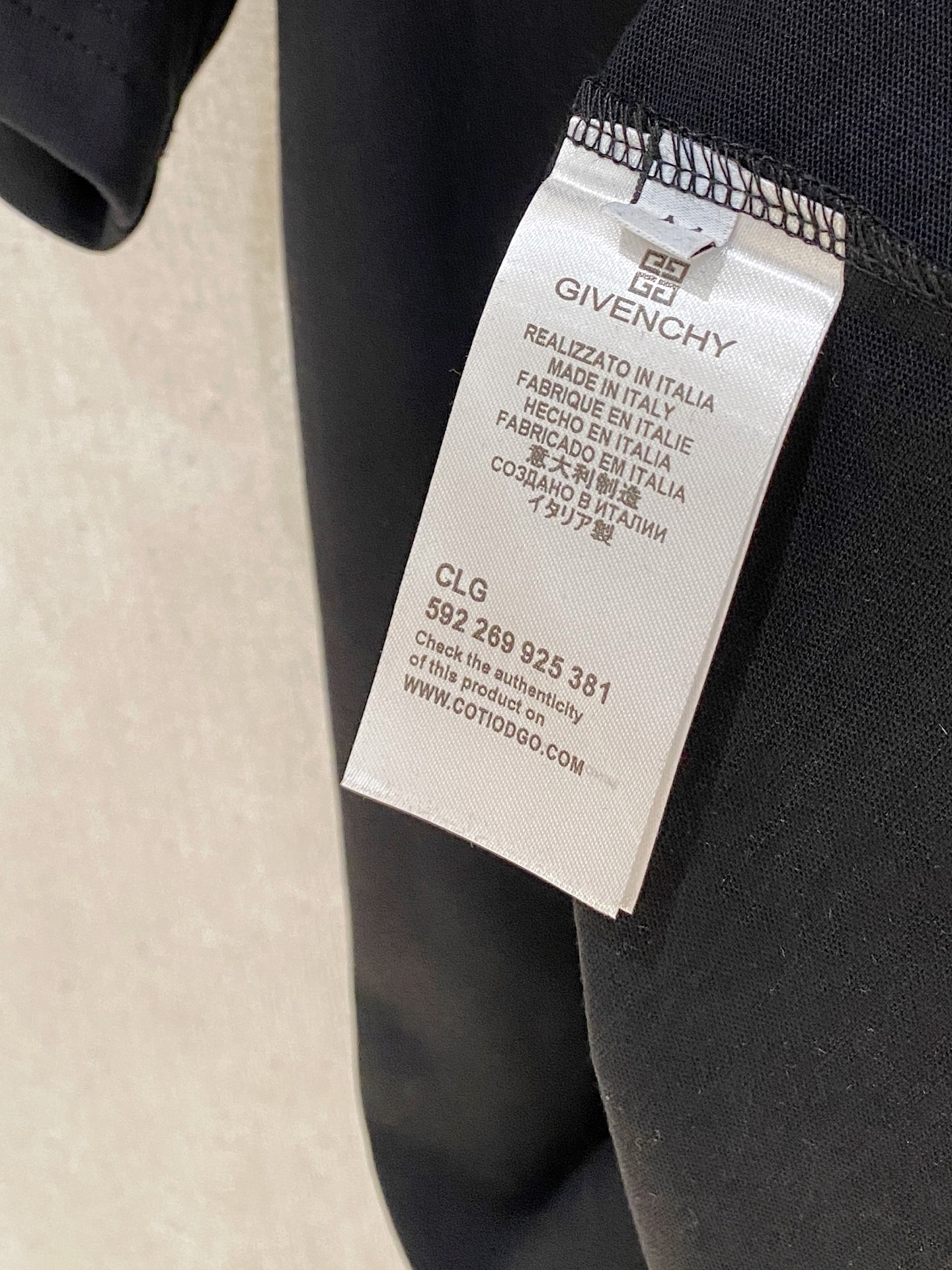 Givenchy 25SS T-Shirt: Hand-Painted Logo, Premium Cotton, Comfortable Fit 9 i1747059300948 1762 0 7