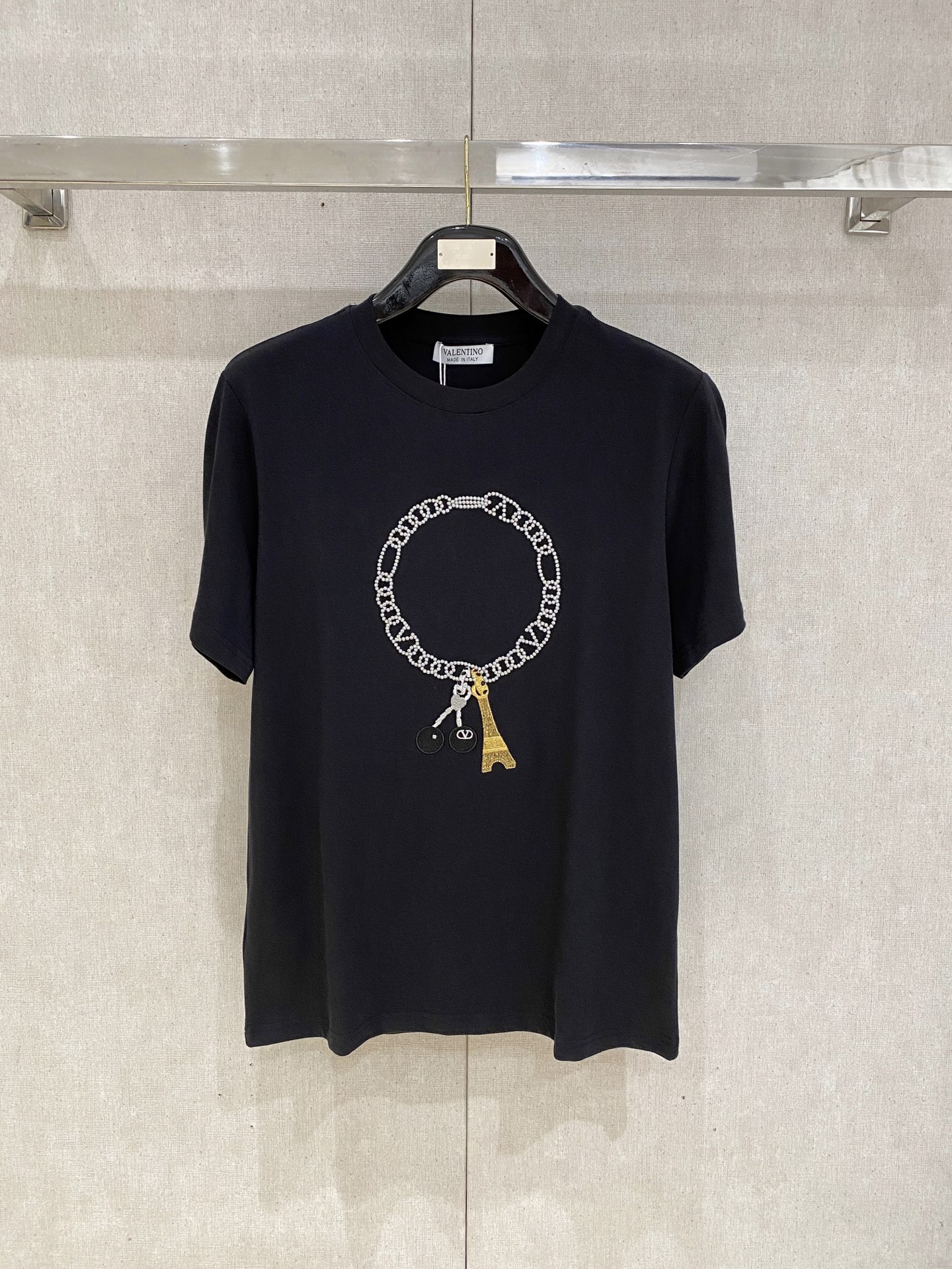 🌾退换# 华伦天*valentino 春夏新款首发专柜最新款短袖圆领T恤 手绘工艺 高端订制 设计前卫时