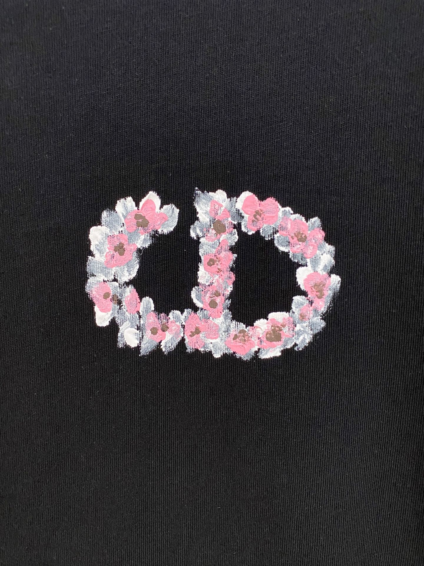 🌾退换# 迪*Dior 春夏新款首发专柜最新款短袖圆领T恤 手绘工艺 高端订制 设计前卫时尚！品牌log