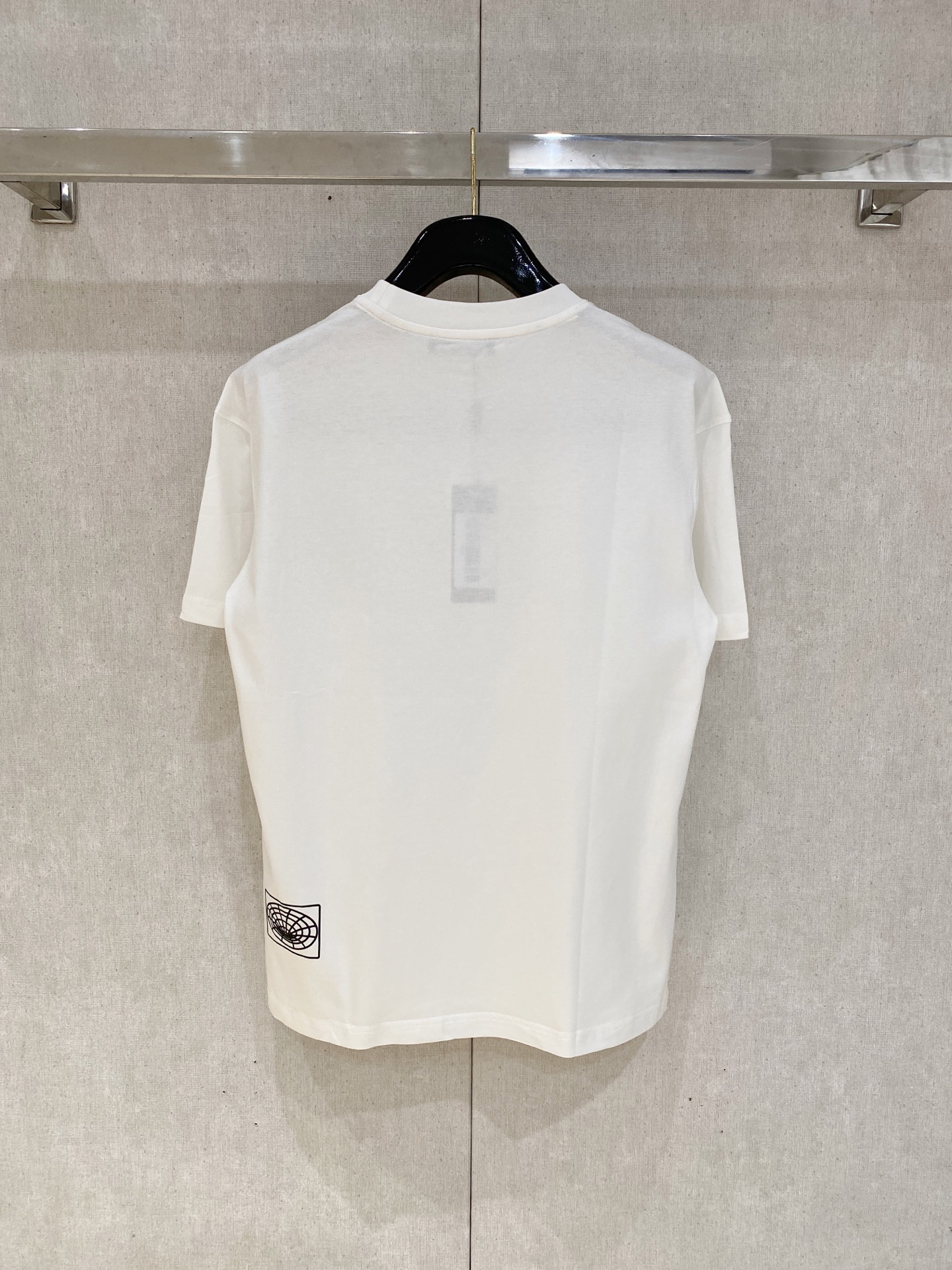 DG  T恤服装,男 9