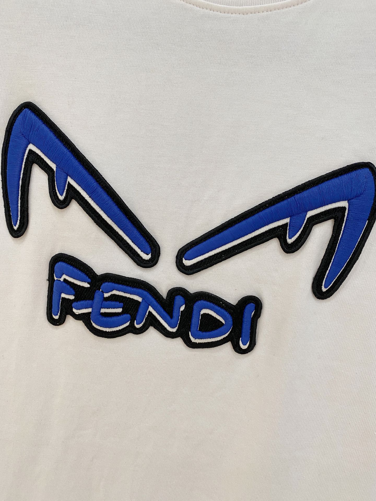 FD  T恤服装,男 4