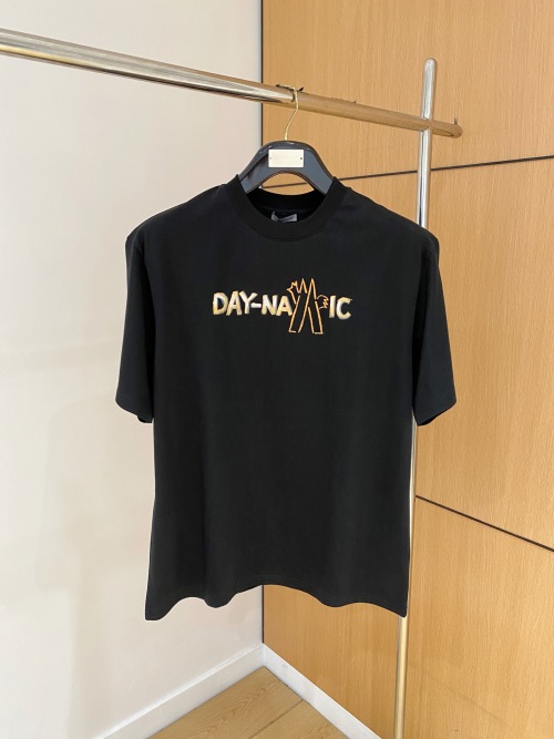 Moncler Men's Black Cotton T-Shirt With Logo Print - Short Sleeve, Round Neck