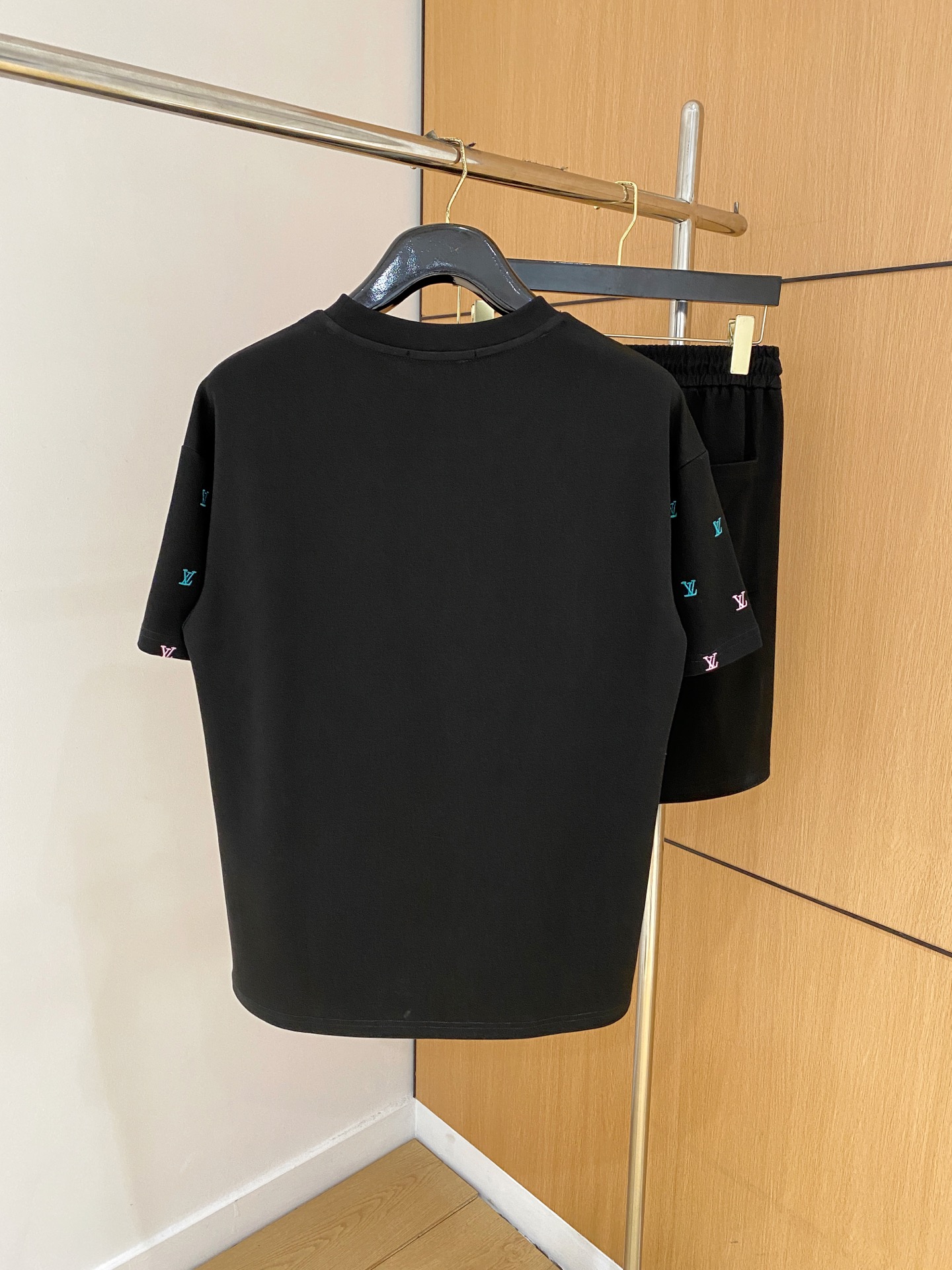 LV  短袖短裤休闲套装服装,lv,男 9