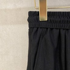 ❤️ Prada 男士精品休闲裤顶级面料休闲裤,最新款上身版型无敌正!绝对可以闭眼收的一款此款裤子非 ❤️ Prada 男士精品休闲裤顶级面料休闲裤,最新款上身版型无敌正!绝对可以闭眼收的一款此款裤子非