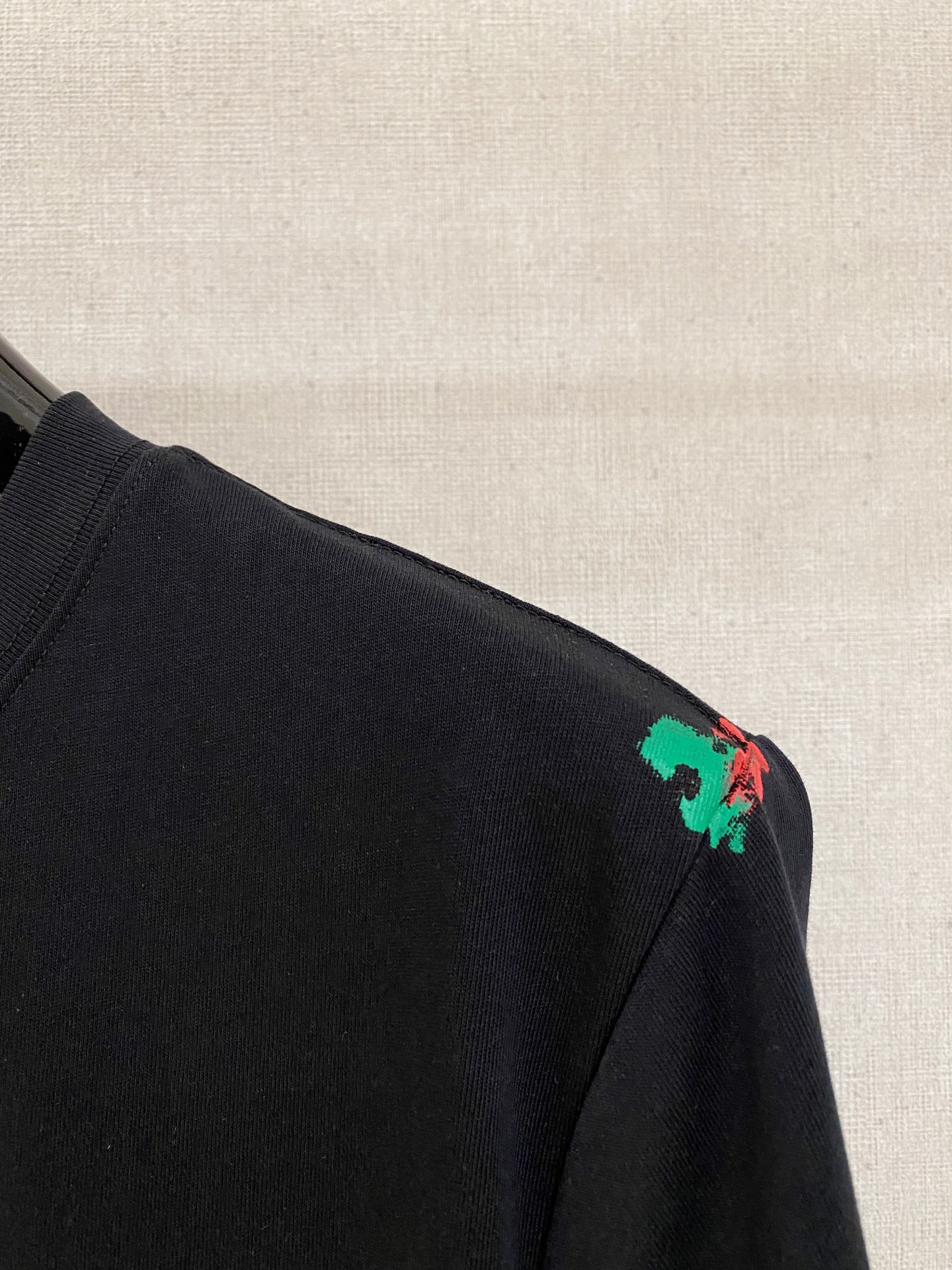 🌾退换# 路易威*LV 春夏新款首发专柜最新款短袖圆领T恤 手绘工艺 高端订制 设计前卫时尚！品牌log