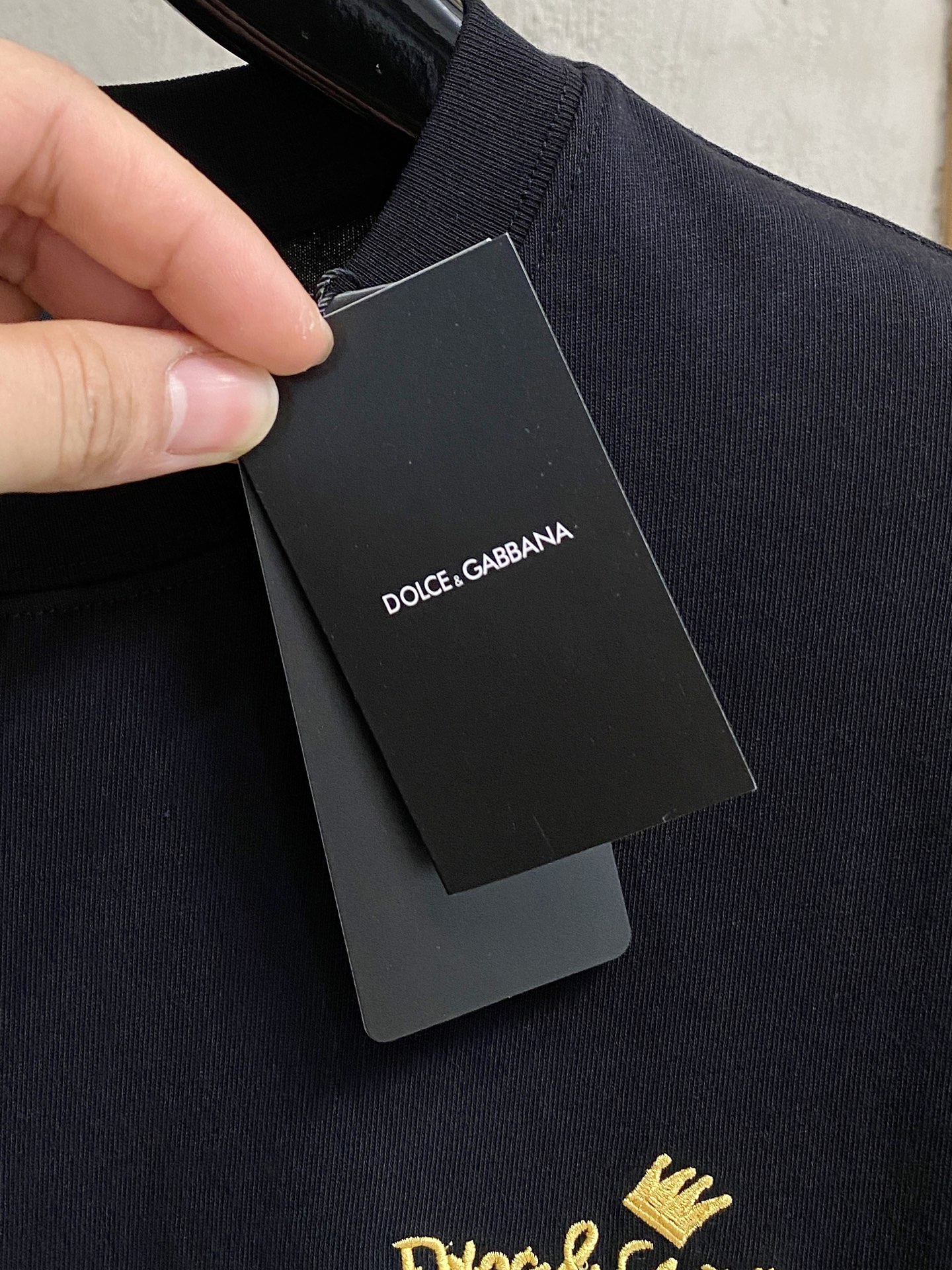  杜嘉班*D&G 25SS春夏新款首发专柜最新款短袖圆领T恤 高端订制 设计前卫时尚！品牌logo重工艺