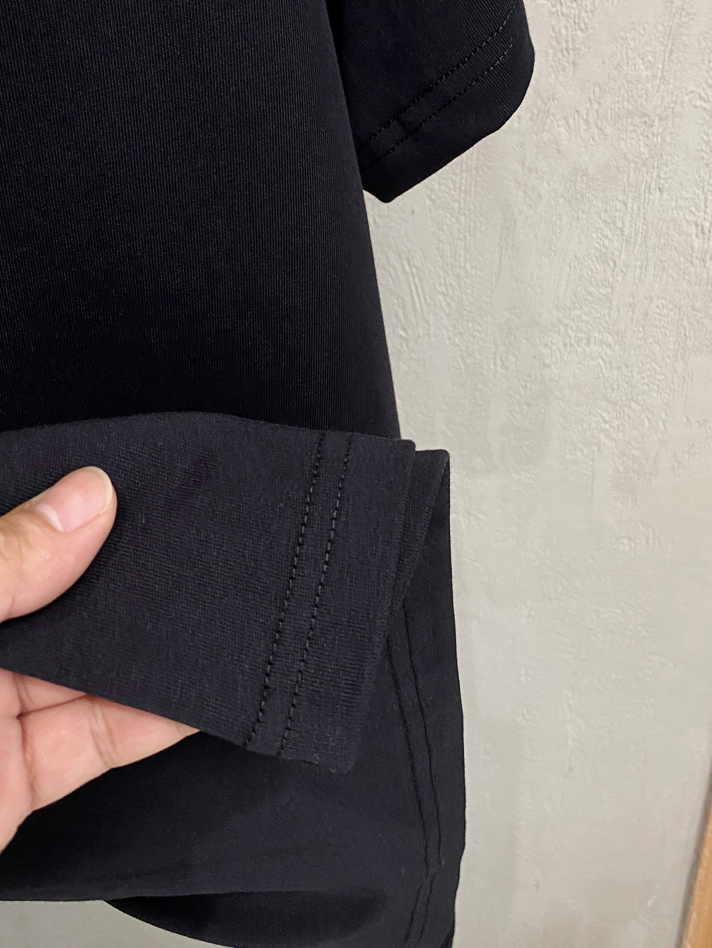  杜嘉班*D&G 25SS春夏新款首发专柜最新款短袖圆领T恤 高端订制 设计前卫时尚！品牌logo重工艺