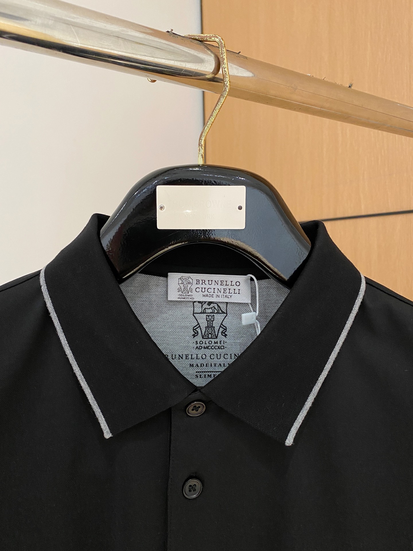  
bC夏季新品翻领Polo短袖
时尚单品设计，更加时尚舒适，高标准定制，上身非常有型，奢华品牌经典LO